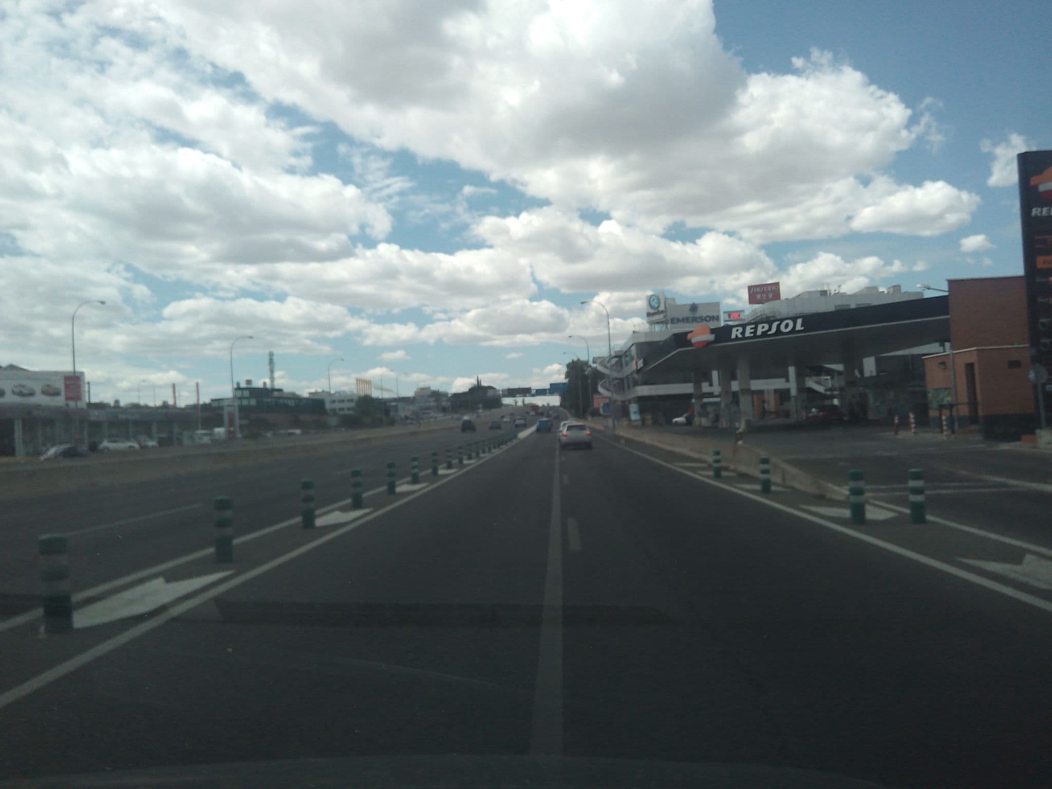 Street view near Promocion y Planificacion Hotelera, Aravaca — © titel (CC BY-SA · Mapillary)