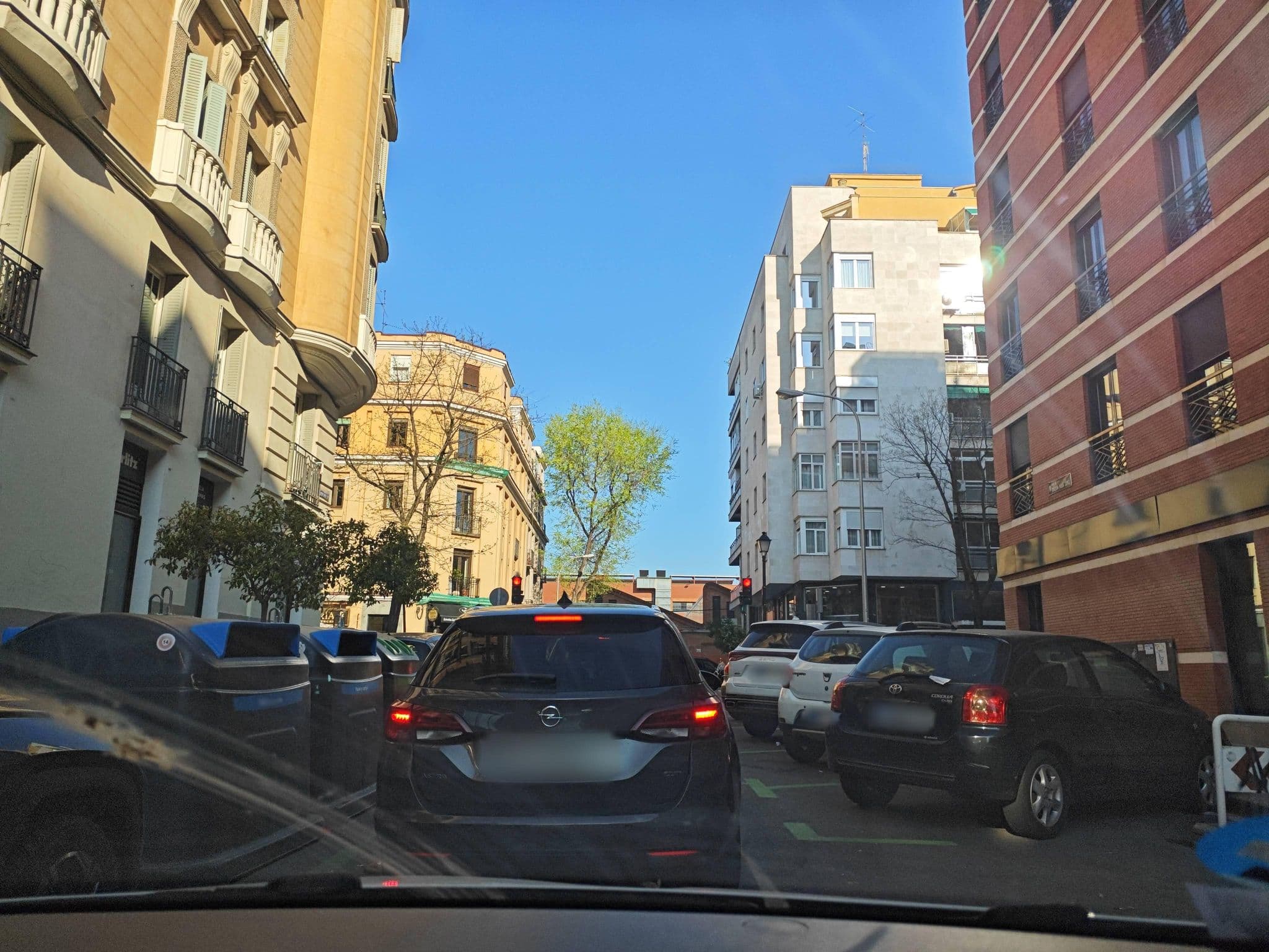 Street view near NH Argüelles, Arapiles — © polkillas (CC BY-SA · Mapillary)