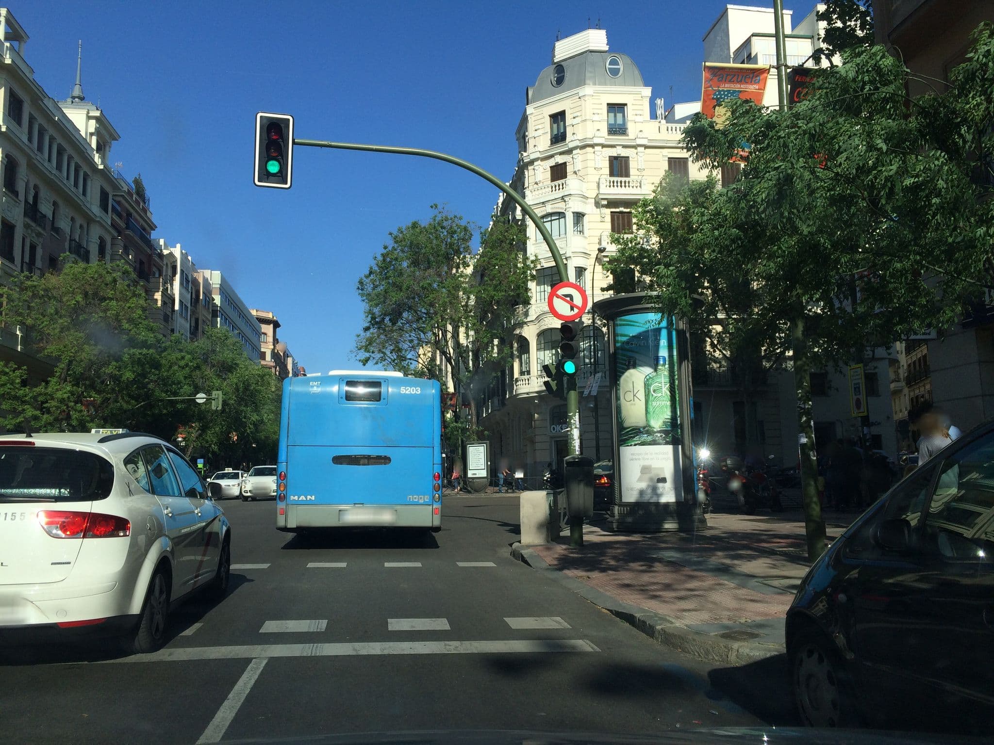 Street view near Elegante Piso En Calle Goya, Recoletos — © radnaj (CC BY-SA · Mapillary)