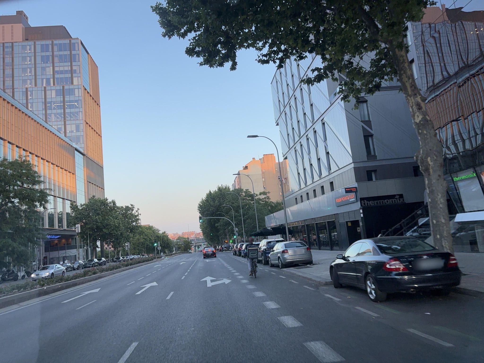 Street view near Easyhotel Madrid Centro Atocha, Atocha — © seraq (CC BY-SA · Mapillary)