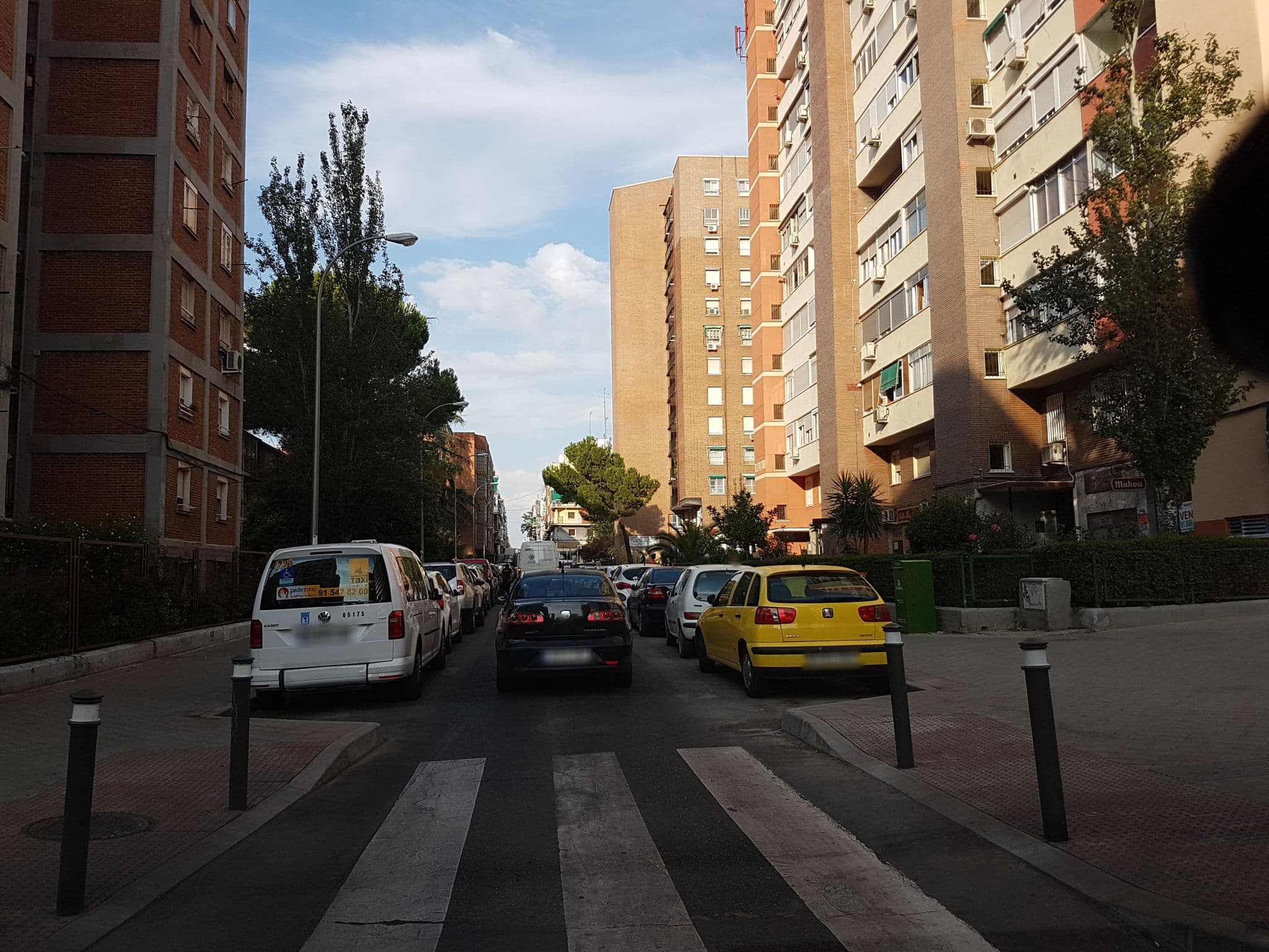 Street view near Hotel NH Madrid Ventas, Quintana — © Ralvar (CC BY-SA · Mapillary)