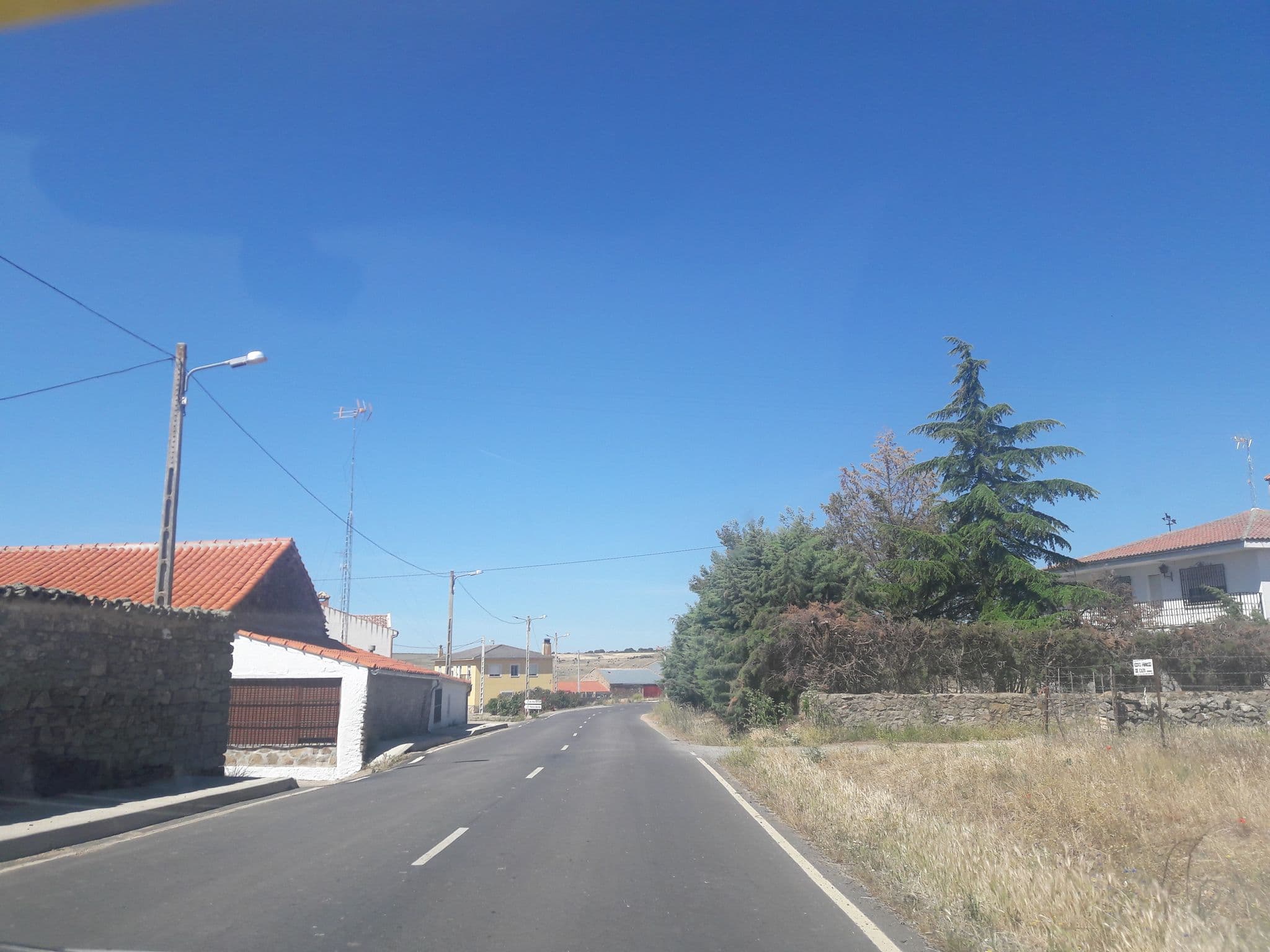 Street view near Despedidas Casa la Paloma, Terradillos — © civitas (CC BY-SA · Mapillary)
