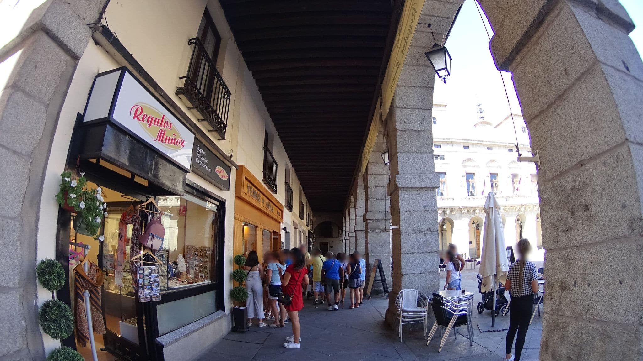 Street view near Casa Rural La Fanega I y II Avila, Ávila — © robertogeb (CC BY-SA · Mapillary)