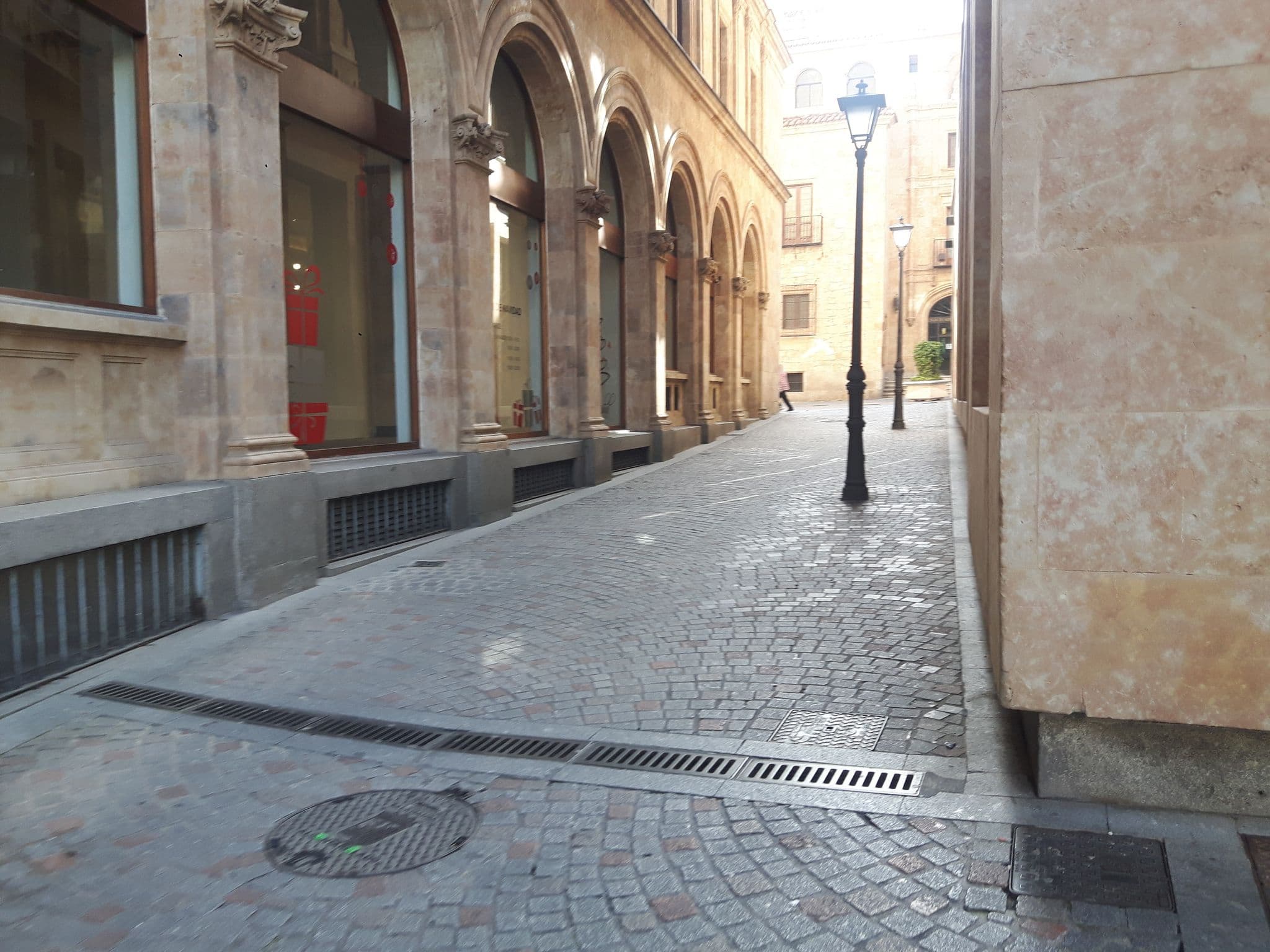 Street view near Balneario de Retortillo, Santa Marta de Tormes — © civitas (CC BY-SA · Mapillary)