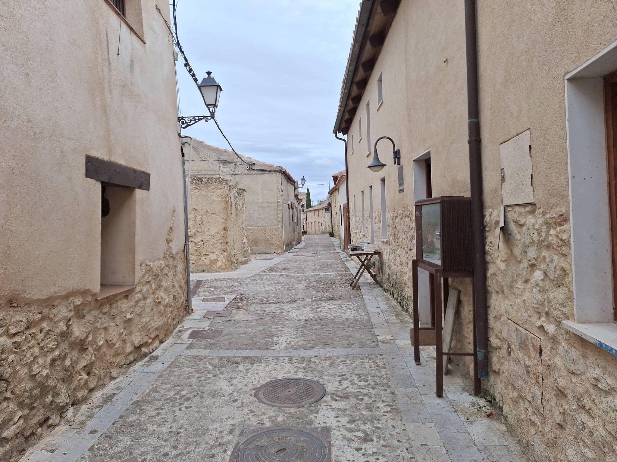 Street view near Centro de Turismo Rural Carrelalegua, Villabrágima — © Albergarri788 (CC BY-SA · Mapillary)