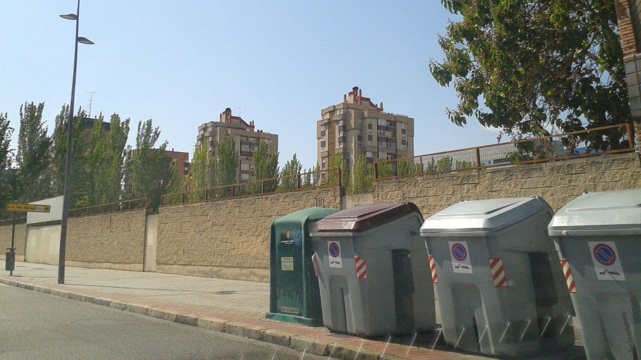 Street view near Hotel Feria, Valladolid — © duendeverde (CC BY-SA · Mapillary)