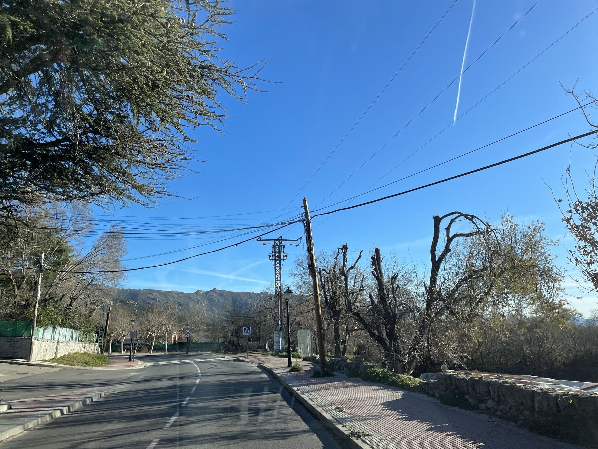 Street view near Casa Rural el Encanto de Lolita, Becerril de la Sierra — © seraq (CC BY-SA · Mapillary)