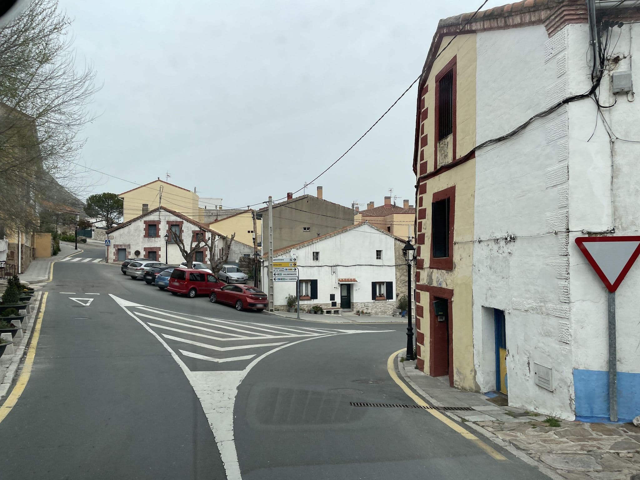 Street view near La Senda del Viento, Bustarviejo — © seraq (CC BY-SA · Mapillary)