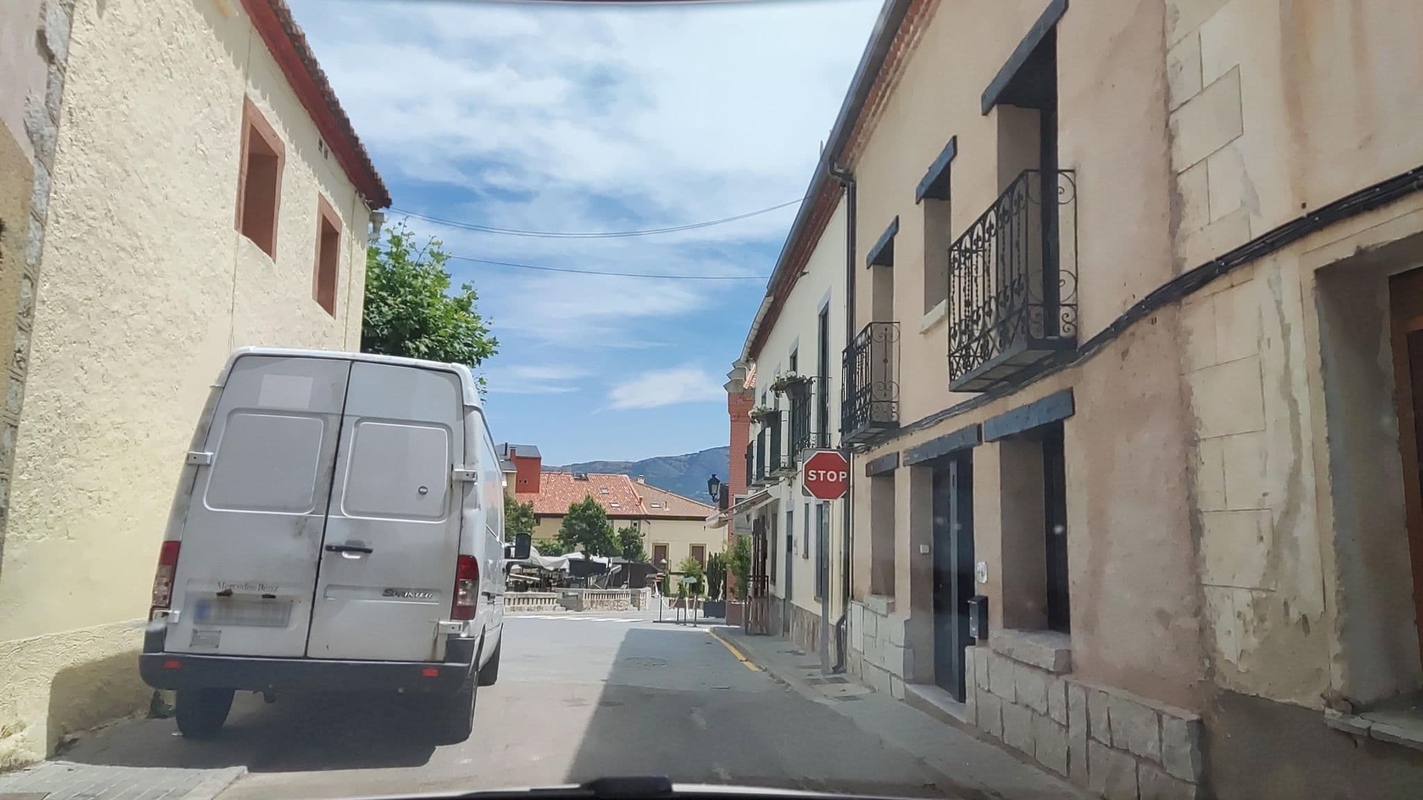 Street view near Casa Granero, Rascafría — © polkillas (CC BY-SA · Mapillary)
