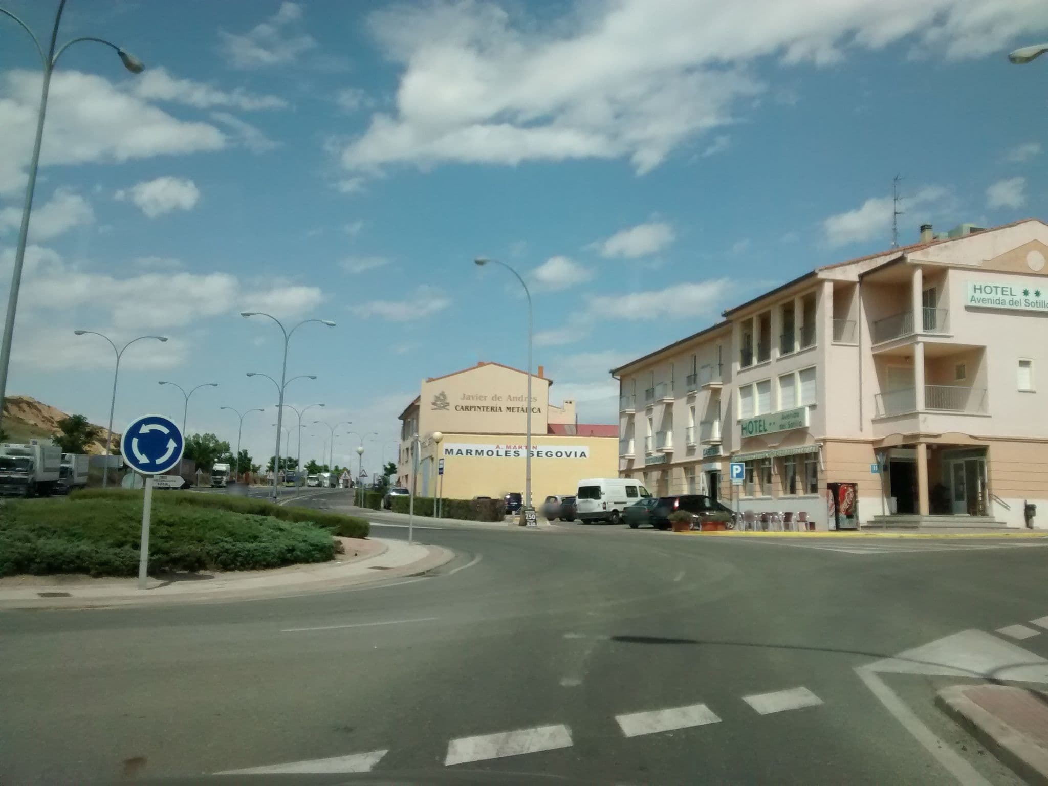 Street view near hotel avenida del sotillo, La Lastrilla — © egofer (CC BY-SA · Mapillary)