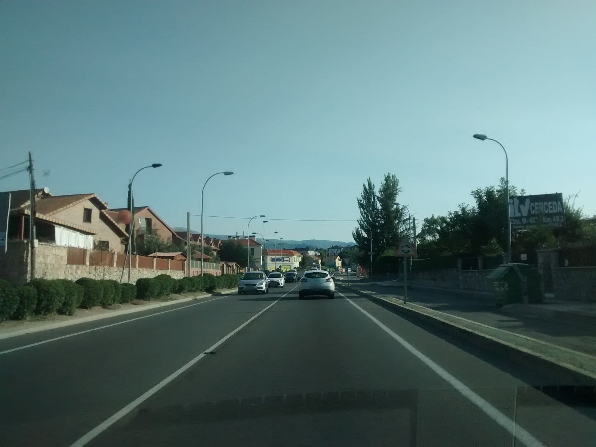 Street view near Hotel FC Villalba, Moralzarzal — © msevilla00 (CC BY-SA · Mapillary)