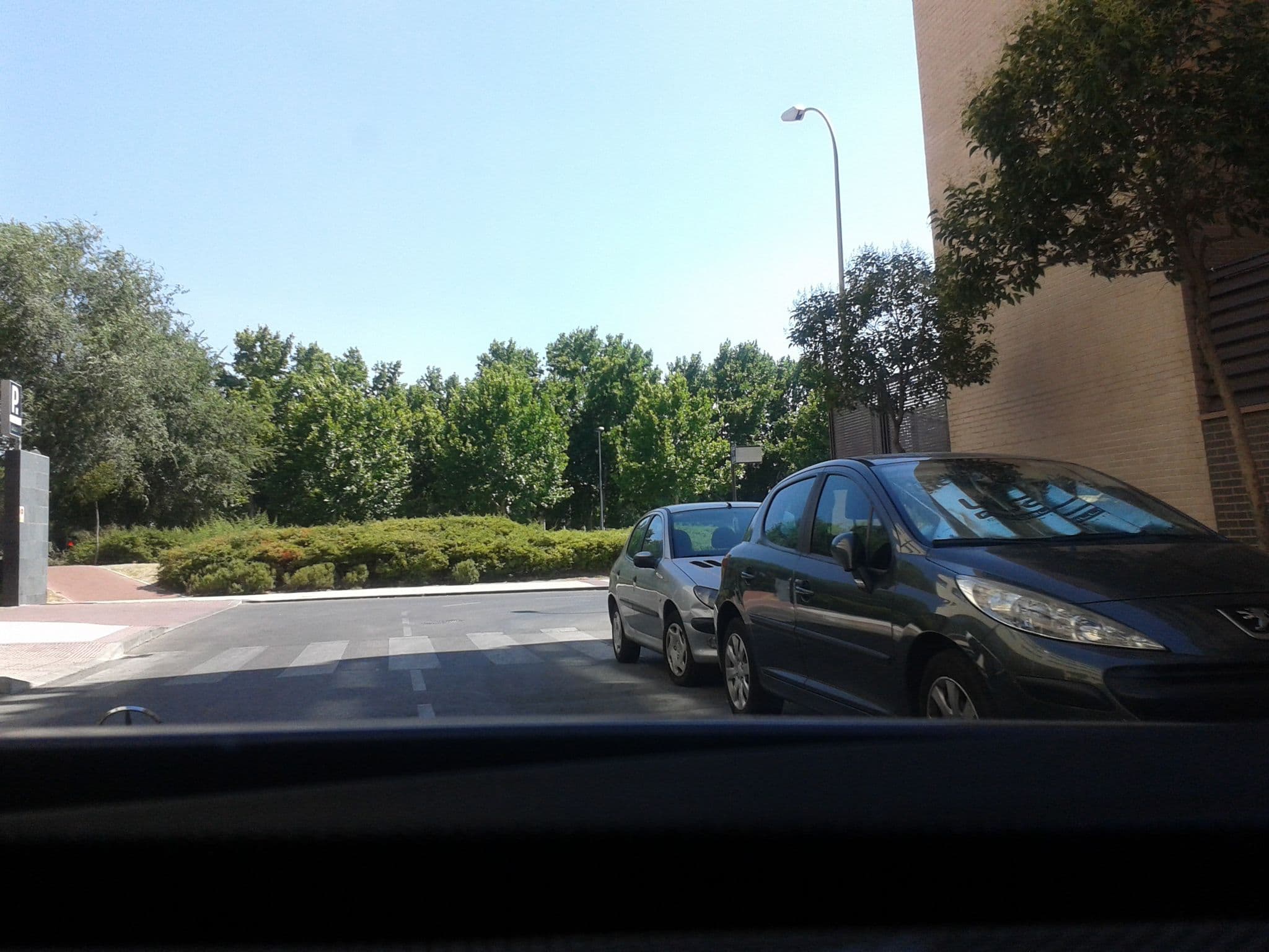 Street view near Rafaelhoteles Forum Alcala de Henares, Alcalá de Henares — © rororo (CC BY-SA · Mapillary)