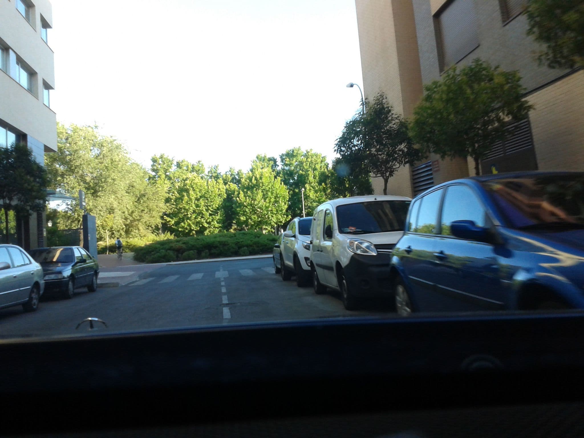 Street view near Rafael hotel, Alcalá de Henares — © rororo (CC BY-SA · Mapillary)