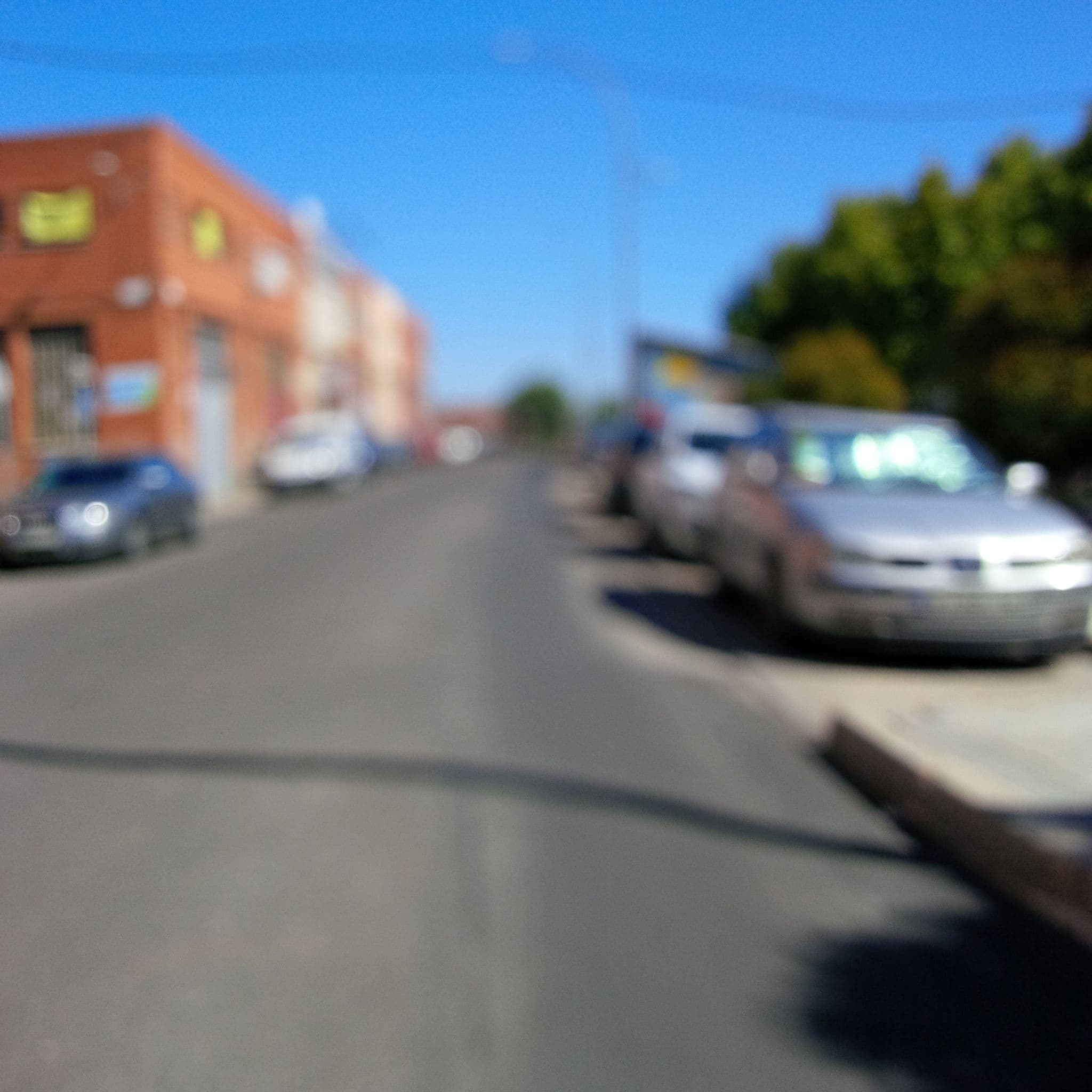 Street view near Distribuciones Barrincon, Torrejón de Ardoz — © carlosz22 (CC BY-SA · Mapillary)
