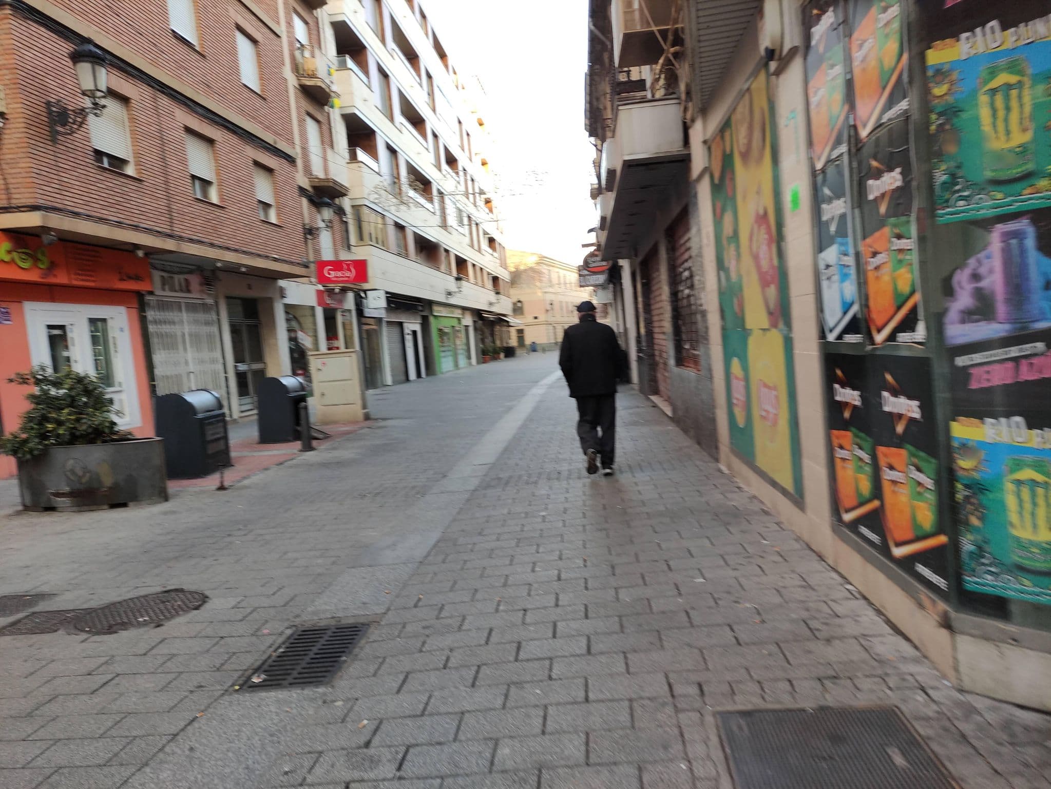 Street view near Pension Aparicio, Albacete — © C6H12O6 (CC BY-SA · Mapillary)