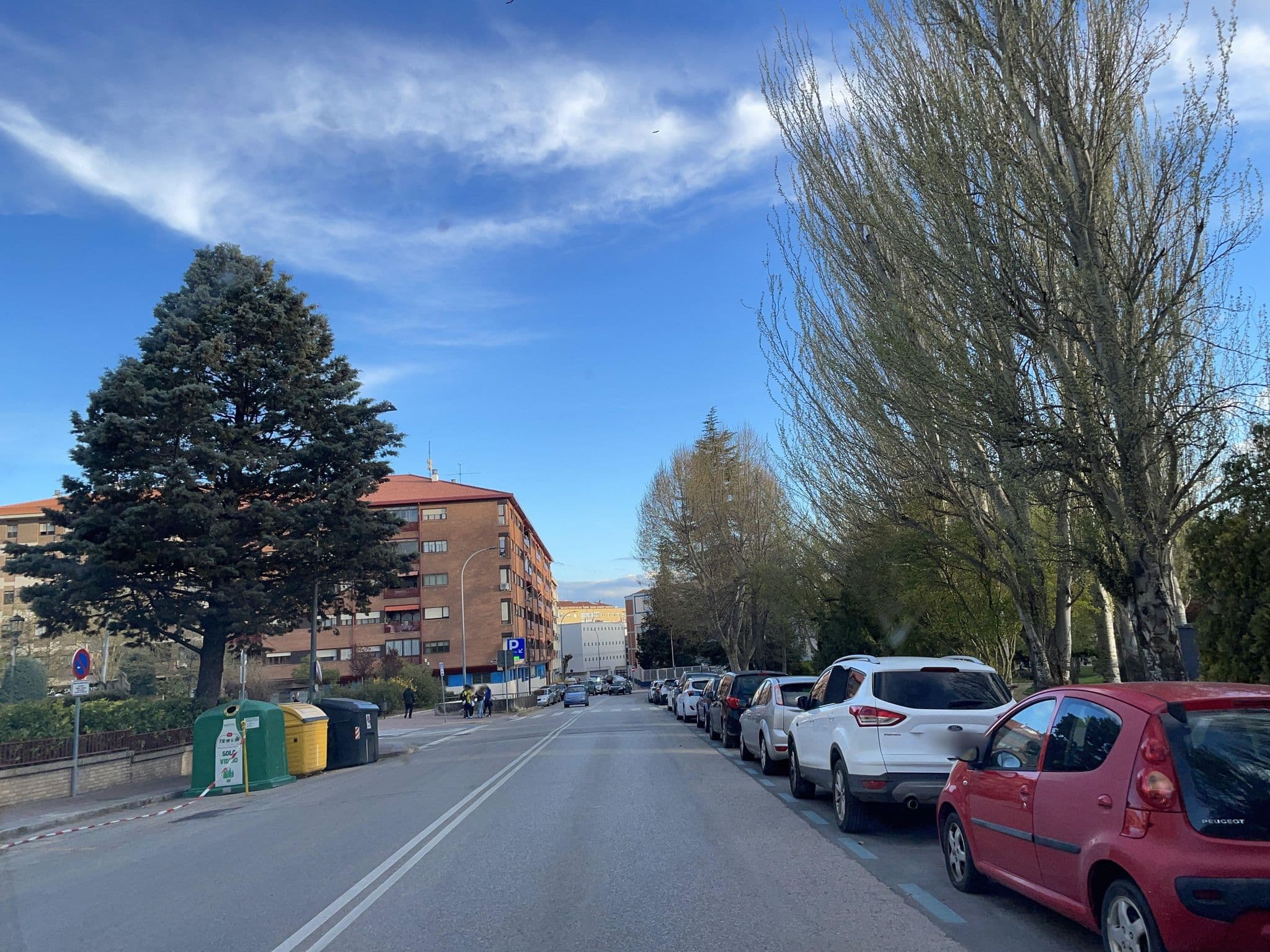 Street view near Hotel Torremangana Cuenca, Cuenca — © seraq (CC BY-SA · Mapillary)