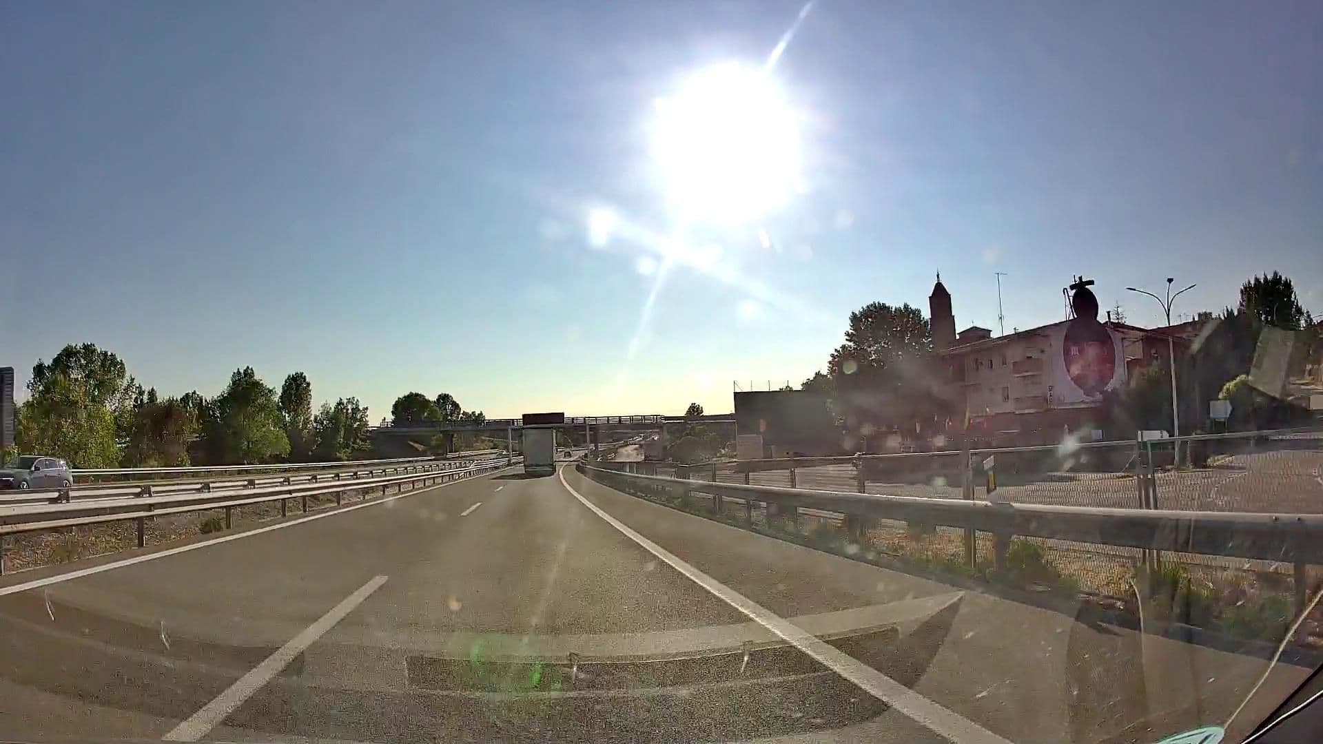Street view near Hostal La Piedra, Sigüenza — © m_esp_32 (CC BY-SA · Mapillary)