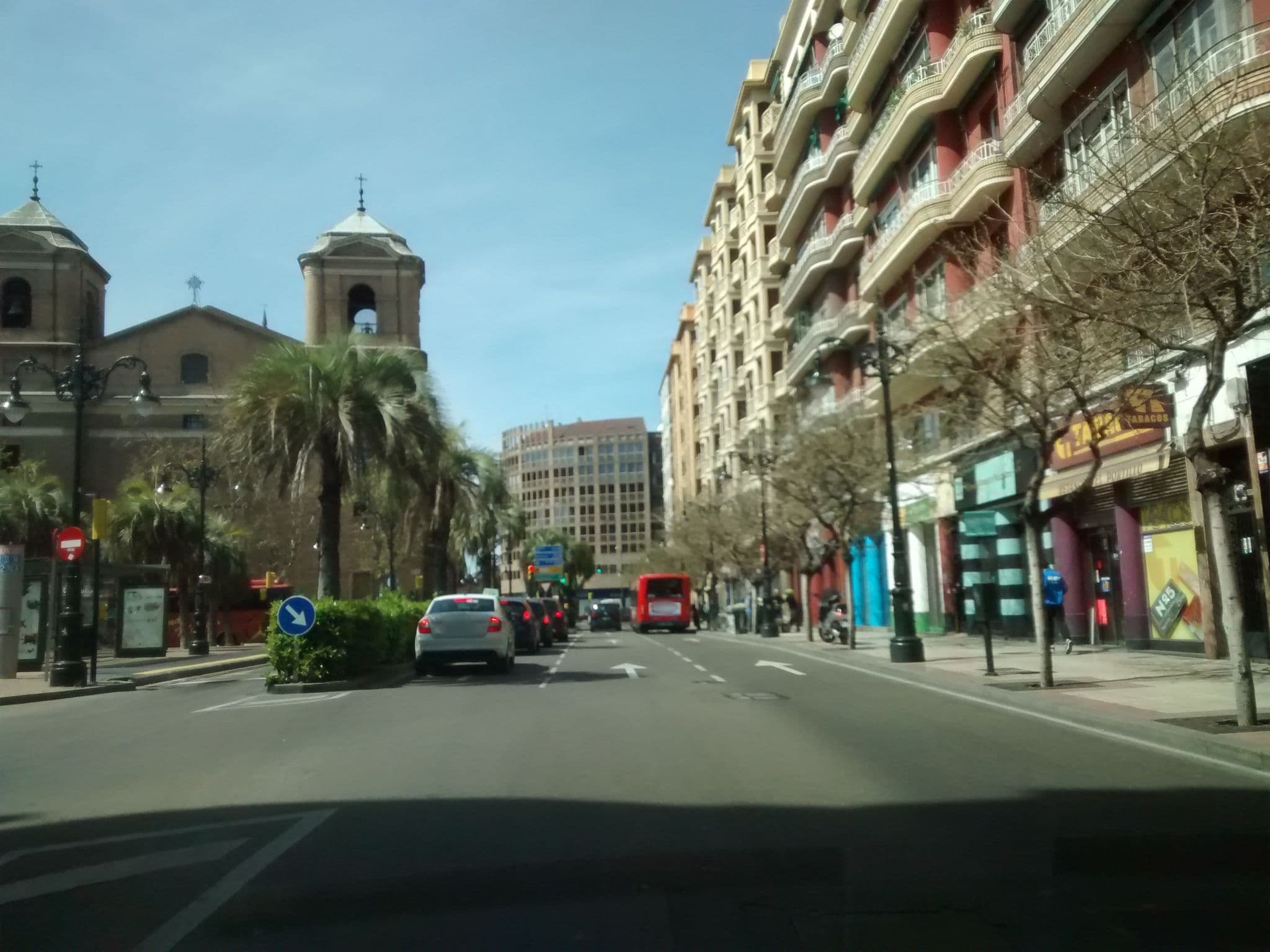 Street view near Pensión Holgado, Almozara — © msevilla00 (CC BY-SA · Mapillary)