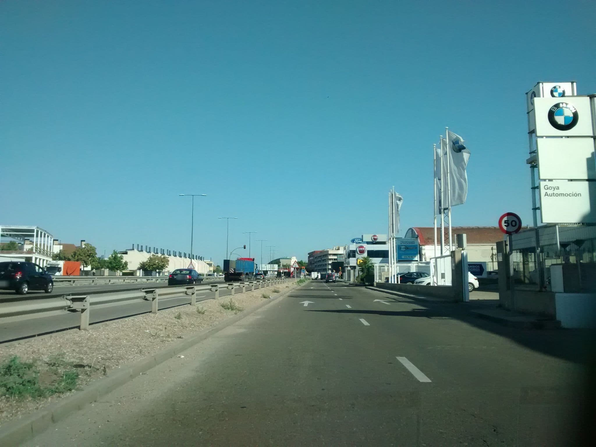Street view near Hotel las Ventas, Oliver-Valdefierro — © msevilla00 (CC BY-SA · Mapillary)