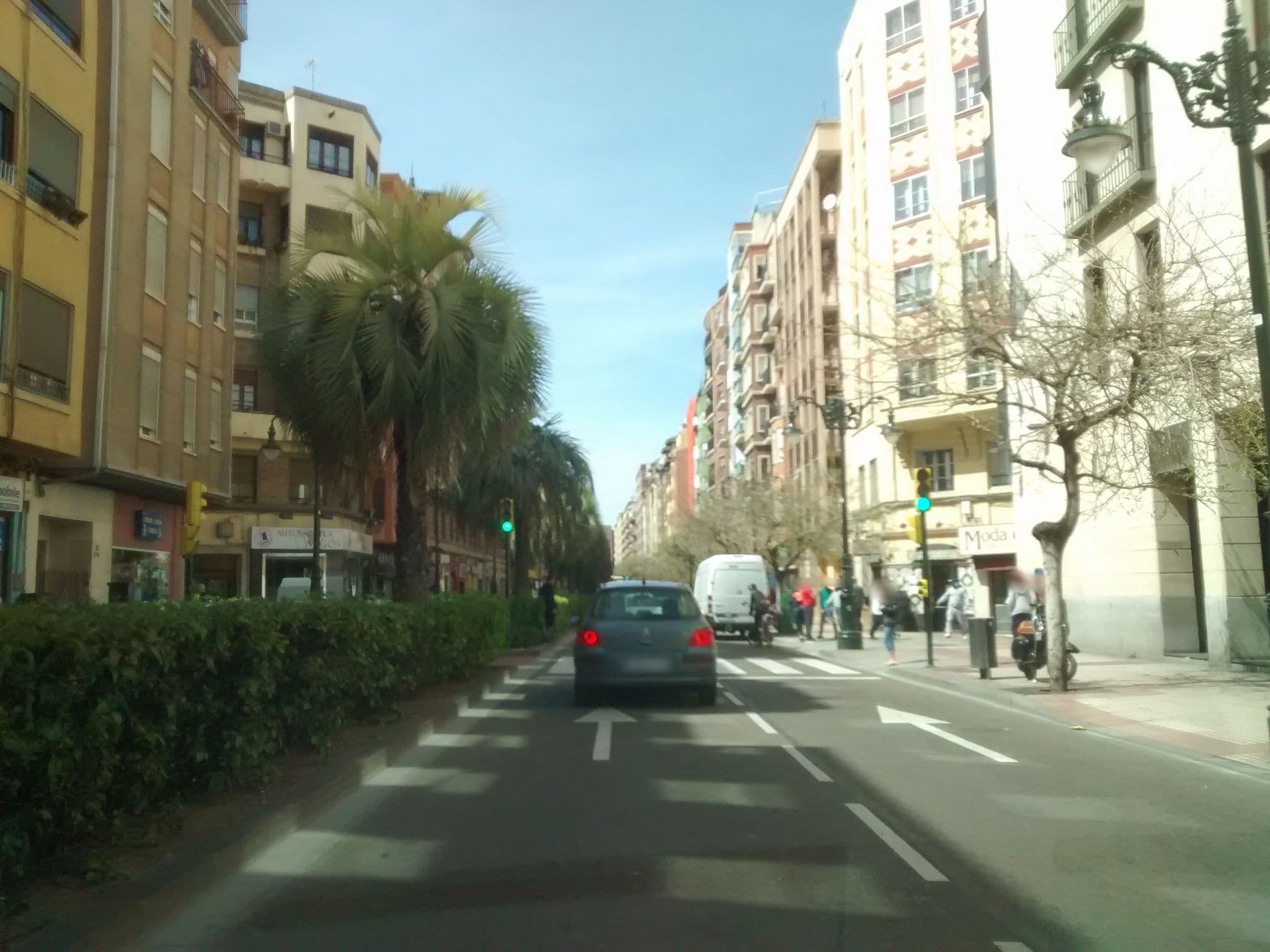 Street view near Hotel Hesperia, Zaragoza — © msevilla00 (CC BY-SA · Mapillary)