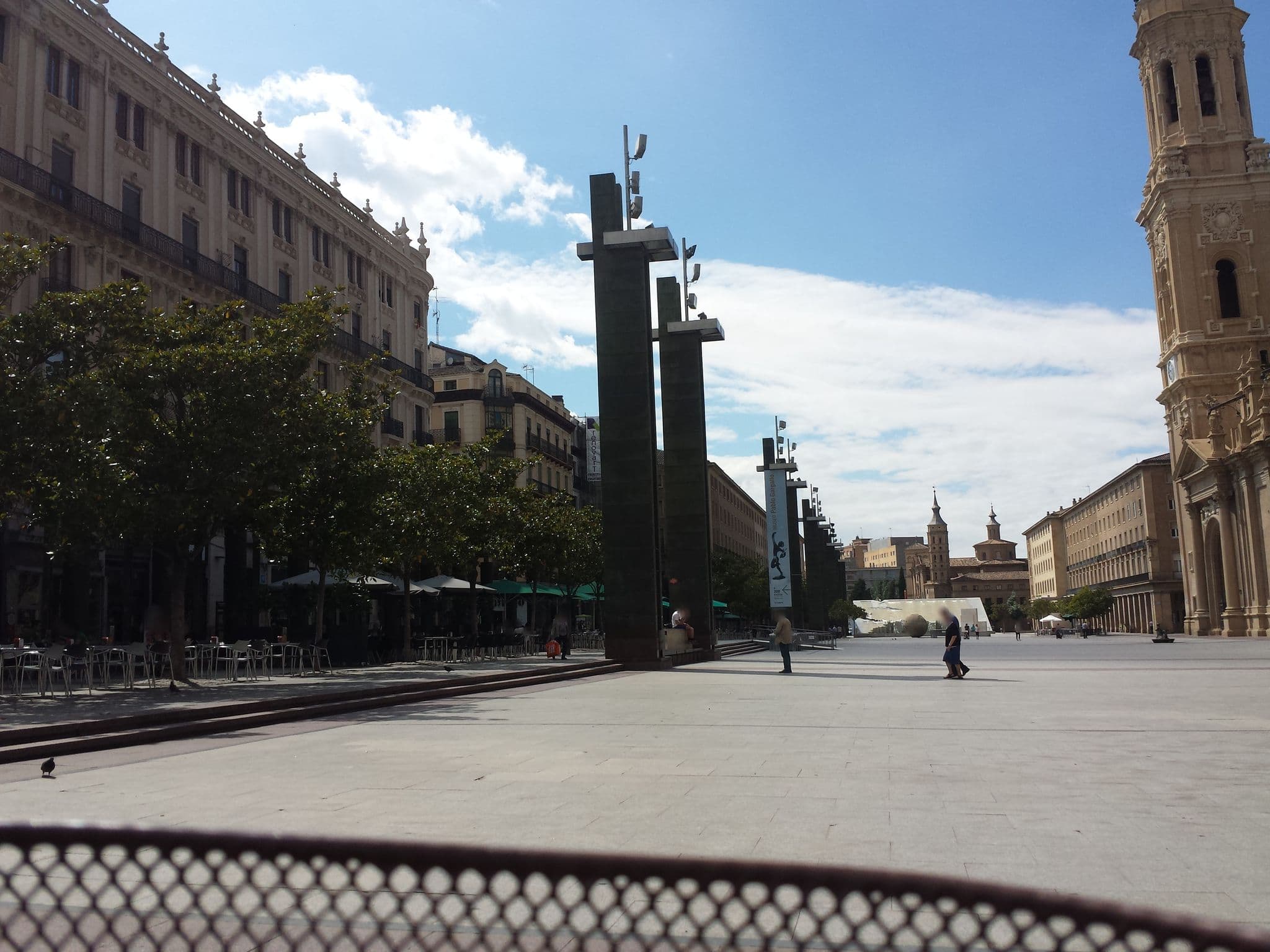 Street view near Hotel Nastasibasic, Zaragoza — © robot8a (CC BY-SA · Mapillary)