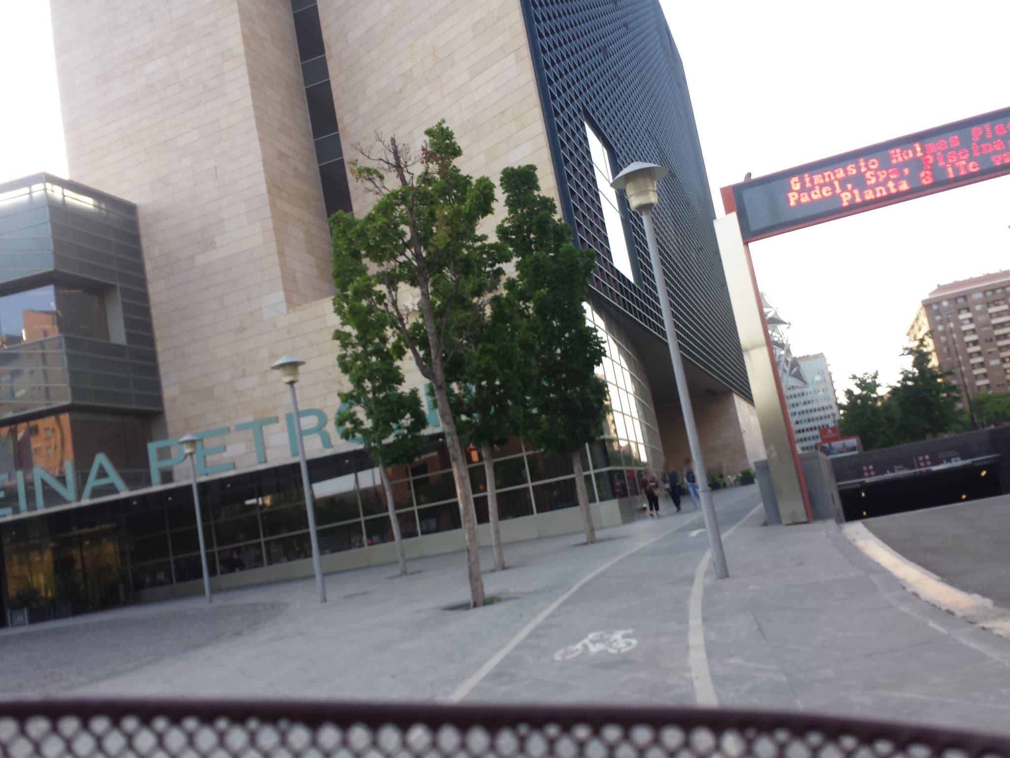 Street view near Hotel Reina Petronila, Delicias — © robot8a (CC BY-SA · Mapillary)