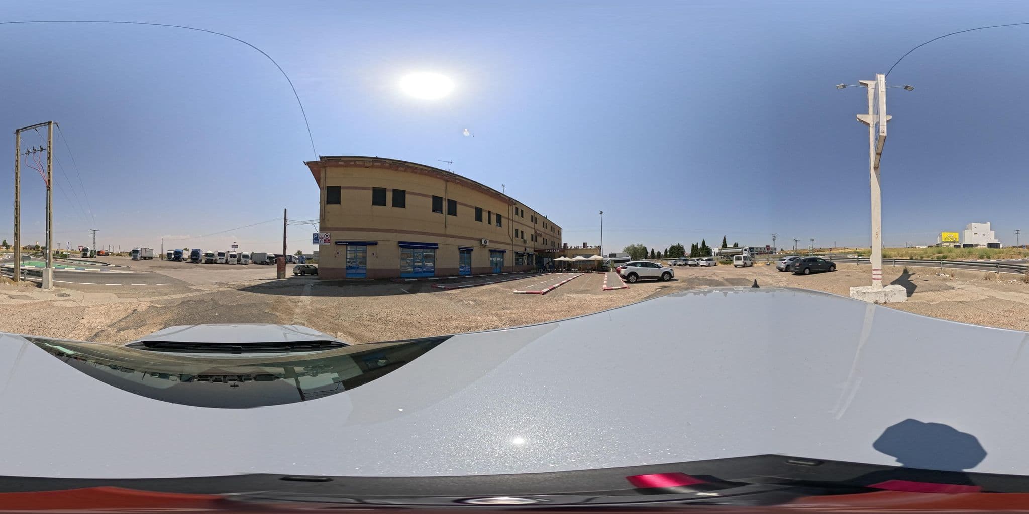 Street view near hostal paradores de castrogonzalo, Benavente — © yannakis (CC BY-SA · Mapillary)