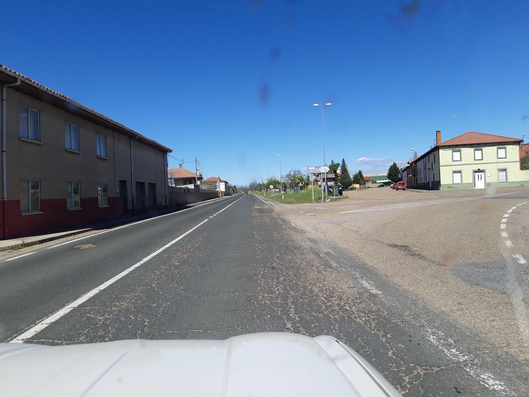 Street view near Hostal Prado, Valdepolo — © geo50 (CC BY-SA · Mapillary)