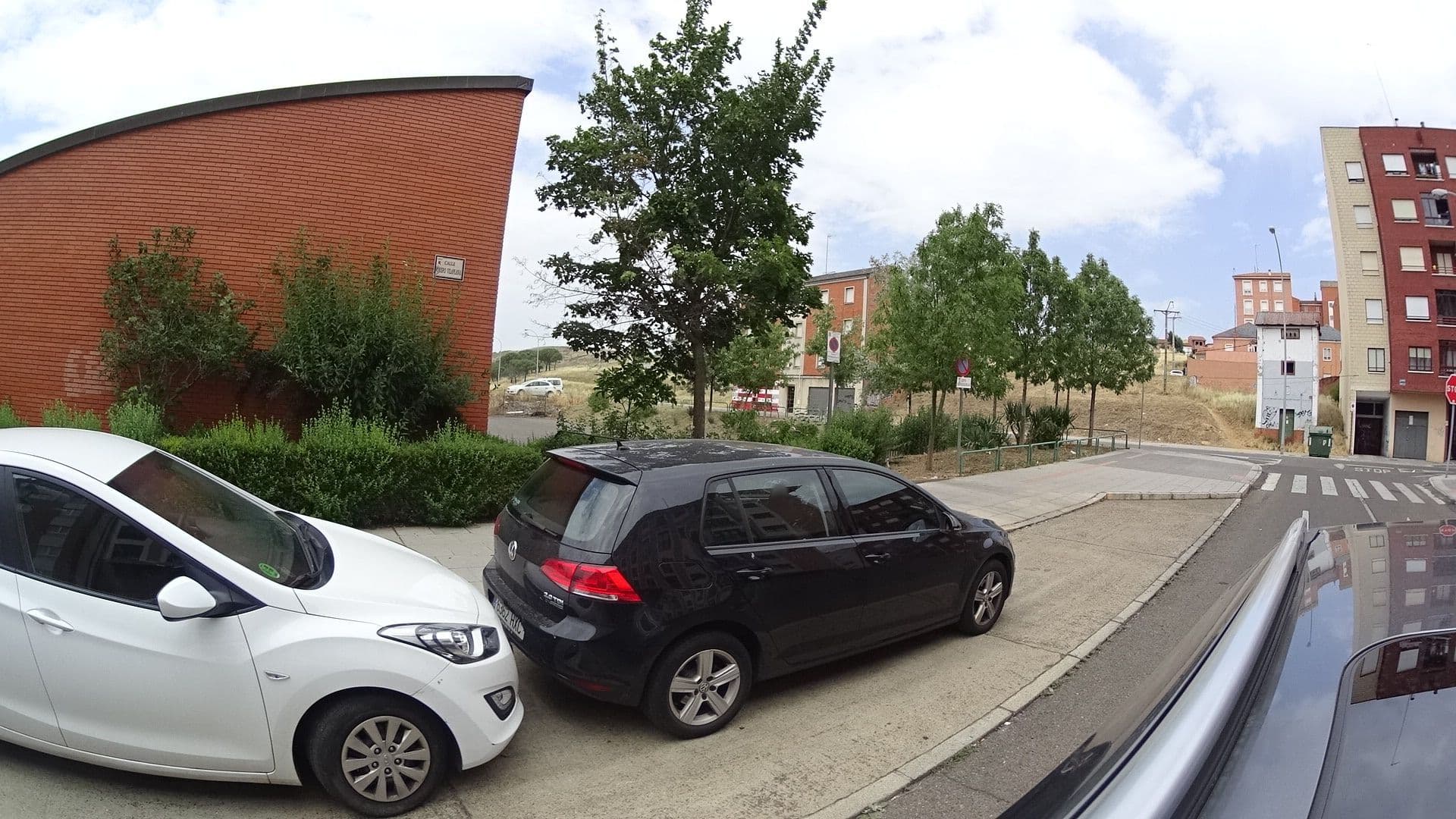 Street view near Sol Meliá, León — © acerrillo (CC BY-SA · Mapillary)