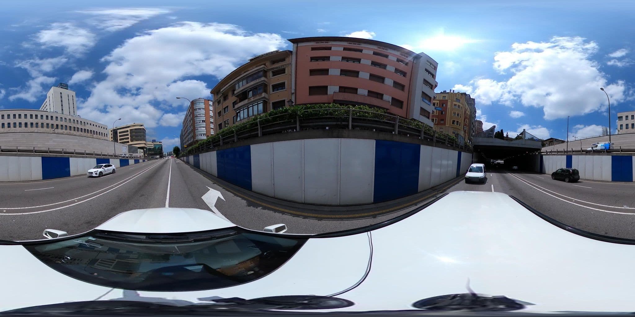 Street view near La Avellanera, Oviedo — © sanjorgepinho (CC BY-SA · Mapillary)