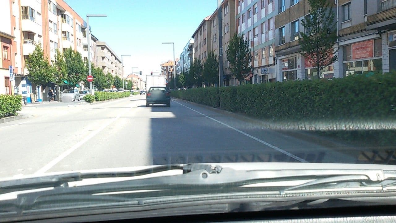 Street view near Pensión Frankfurt, Lugones — © edrux (CC BY-SA · Mapillary)