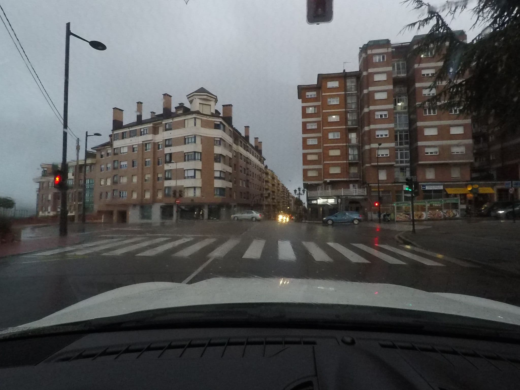 Street view near New Hotel, Oviedo — © rbndominguez (CC BY-SA · Mapillary)