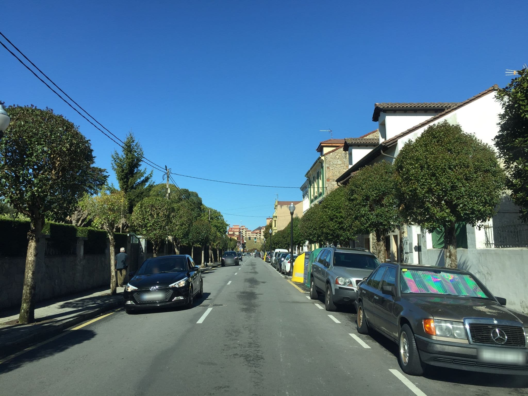 Street view near Albergue el Peregrín, Gijón — © ptmap (CC BY-SA · Mapillary)