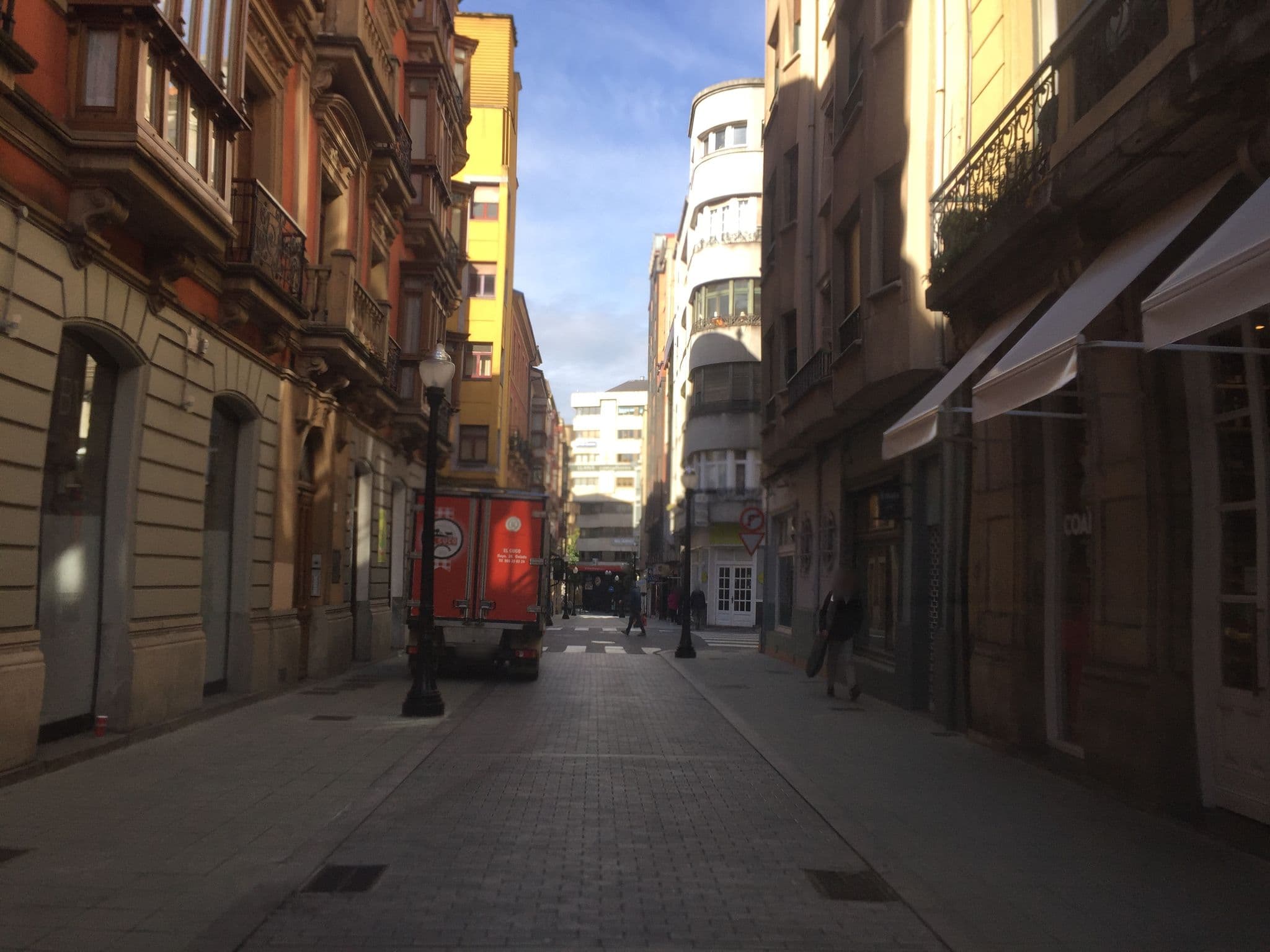 Street view near Hostel Gijon Centro, Gijón — © ptmap (CC BY-SA · Mapillary)