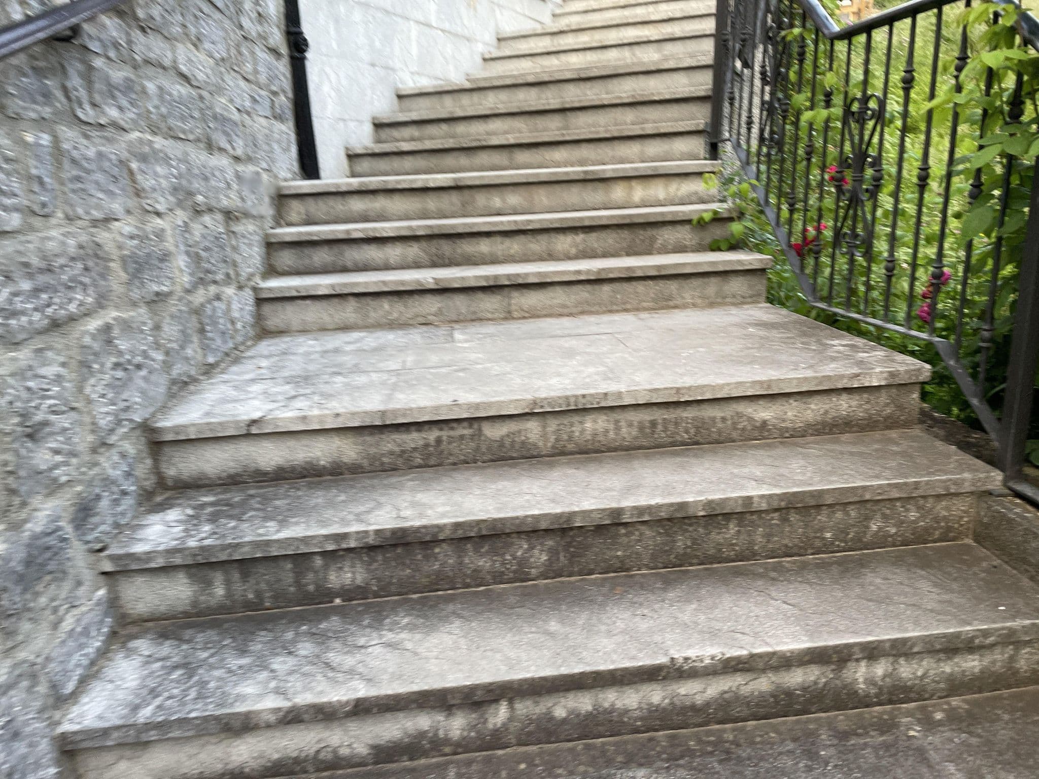 Street view near Hotel La Perdiz, Carreña — © seraq (CC BY-SA · Mapillary)
