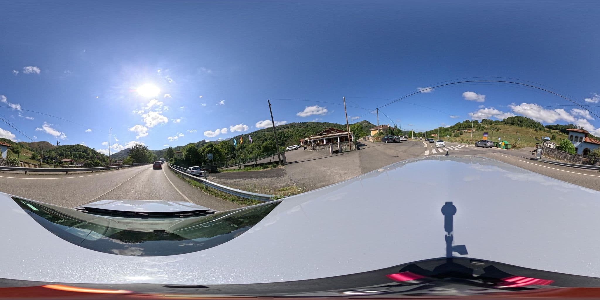 Street view near Apartamentos Aires De Avin, Carreña — © yannakis (CC BY-SA · Mapillary)