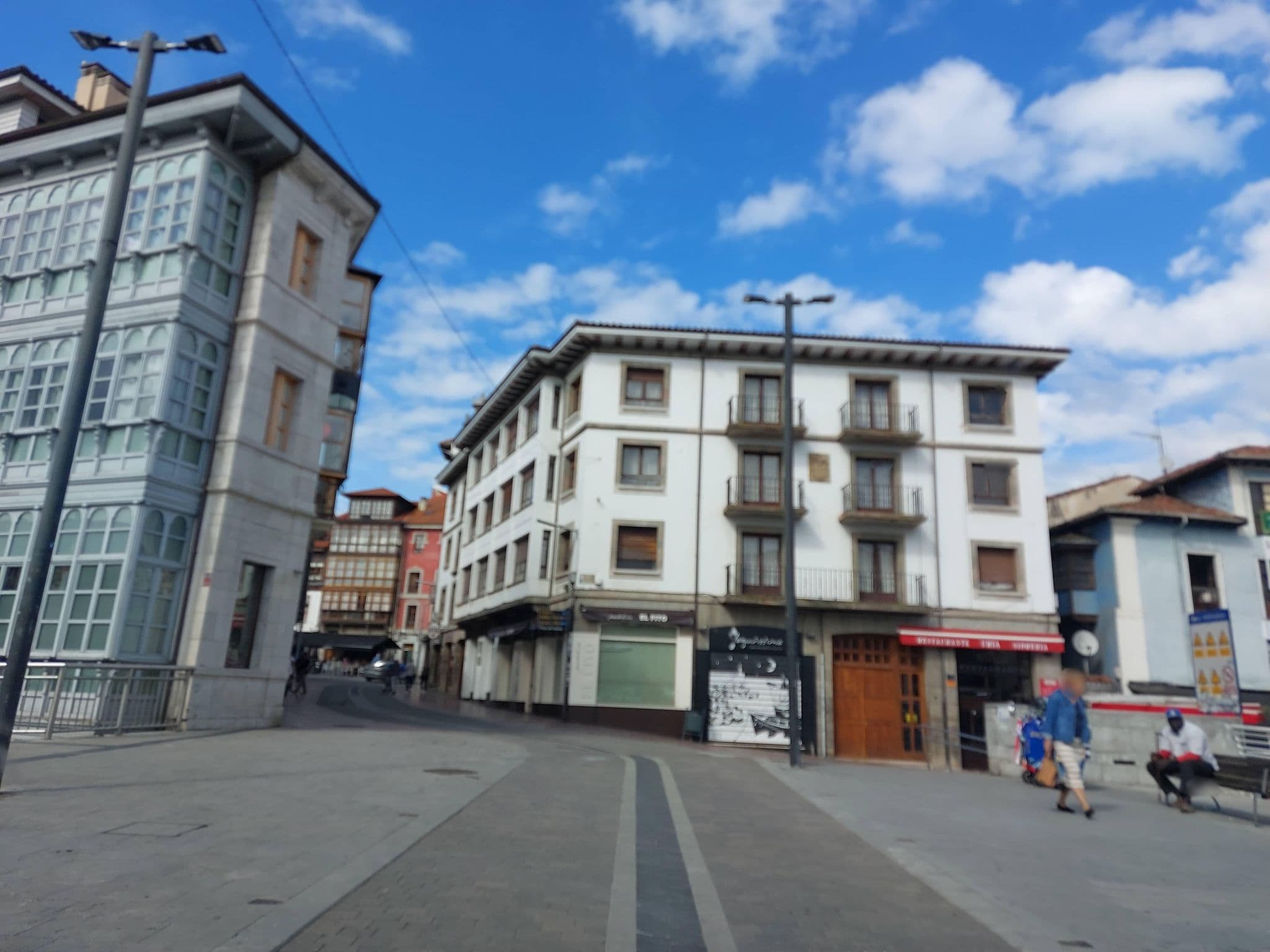 Street view near Apartamentos El Puente, Llanes — © 5rmft (CC BY-SA · Mapillary)