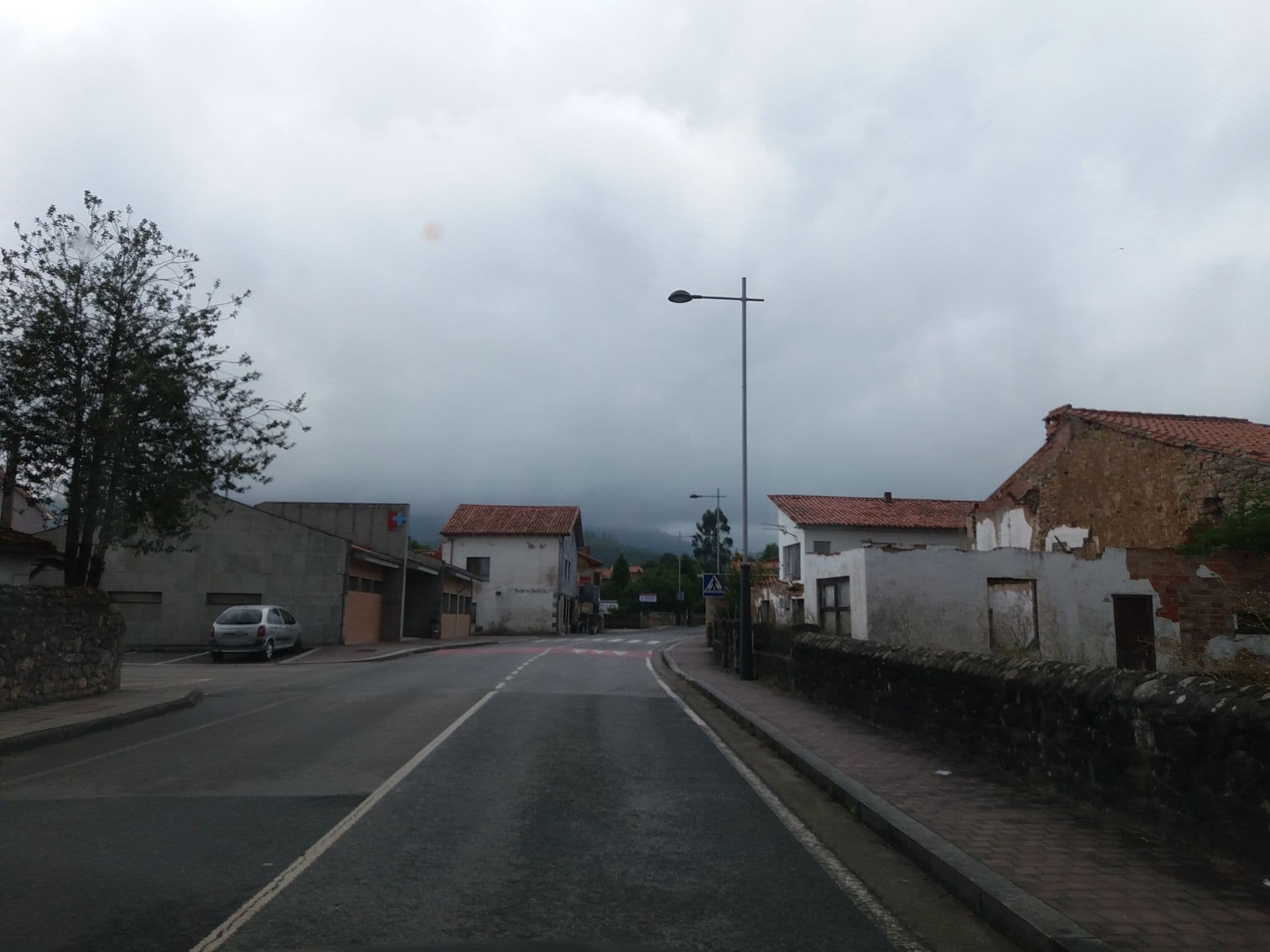 Street view near La Posada de Maria, Luzmela — © egofer (CC BY-SA · Mapillary)