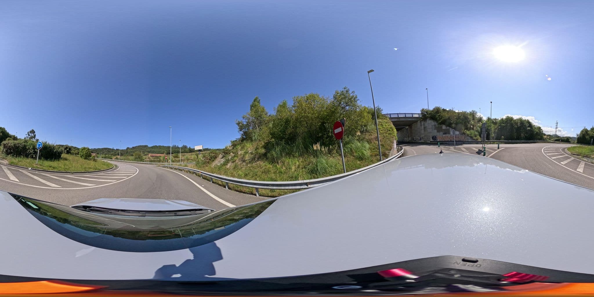 Street view near Mirador de la Franca, San Vicente de la Barquera — © yannakis (CC BY-SA · Mapillary)