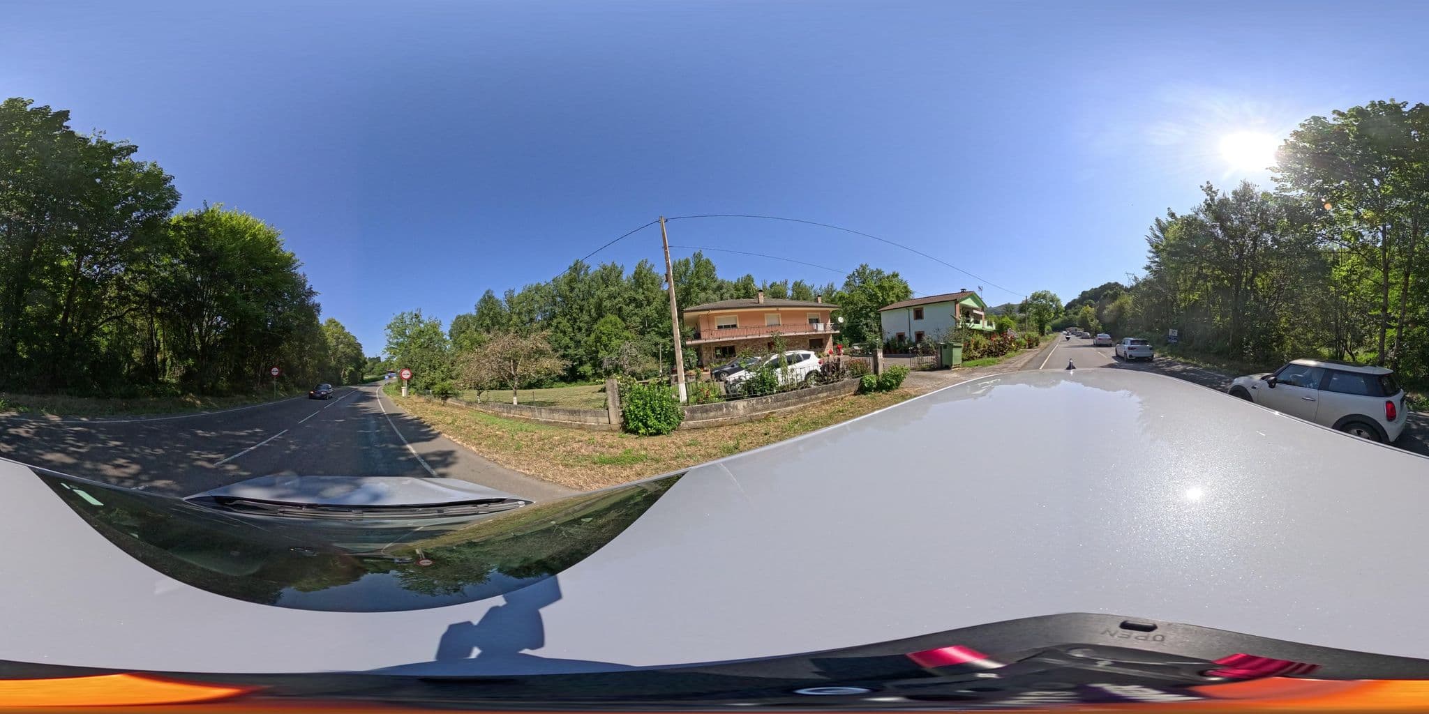 Street view near La Jontina, Cangas de Onís — © yannakis (CC BY-SA · Mapillary)