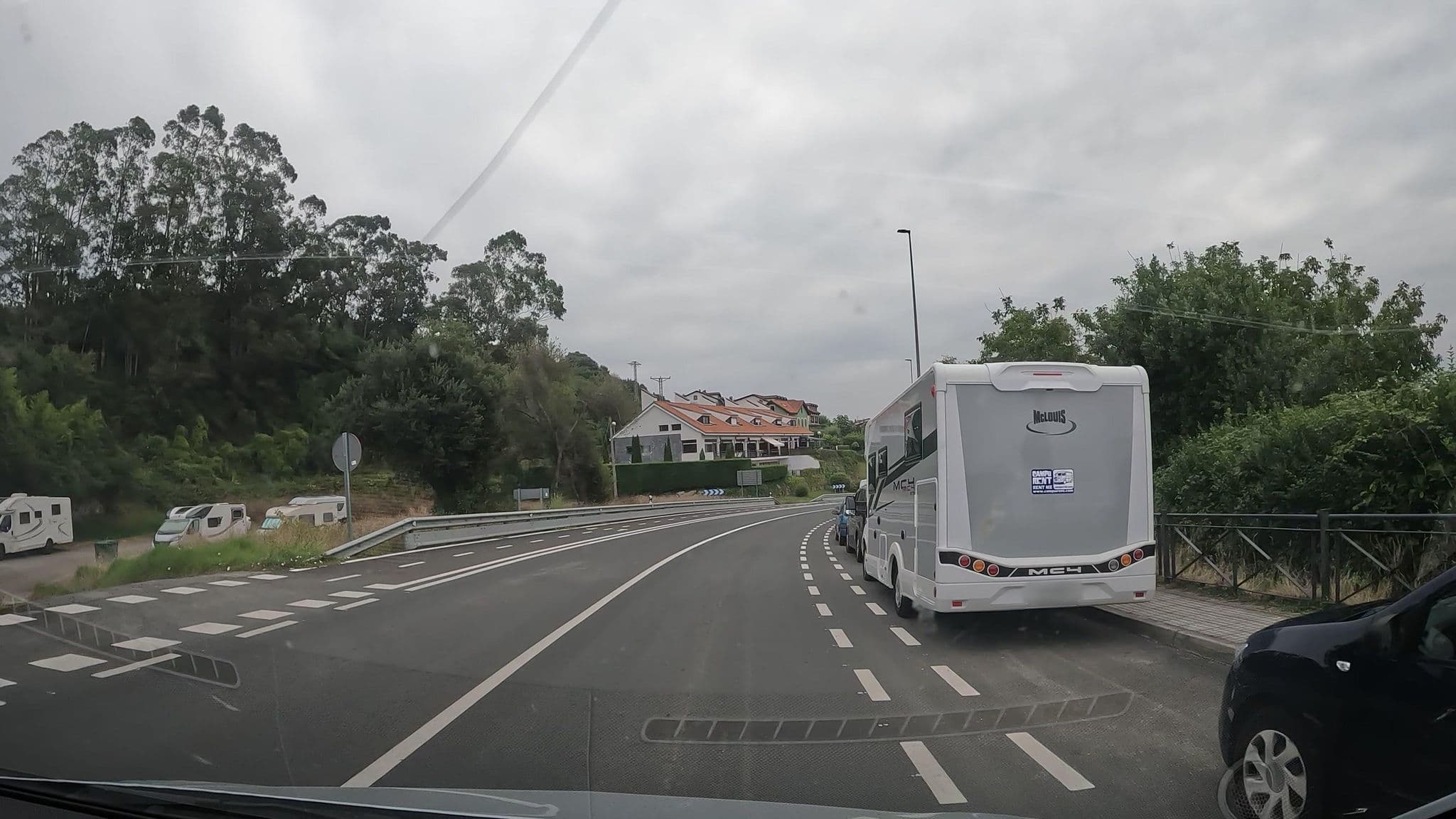 Street view near La Juncalada, San Vicente de la Barquera — © vinisa (CC BY-SA · Mapillary)