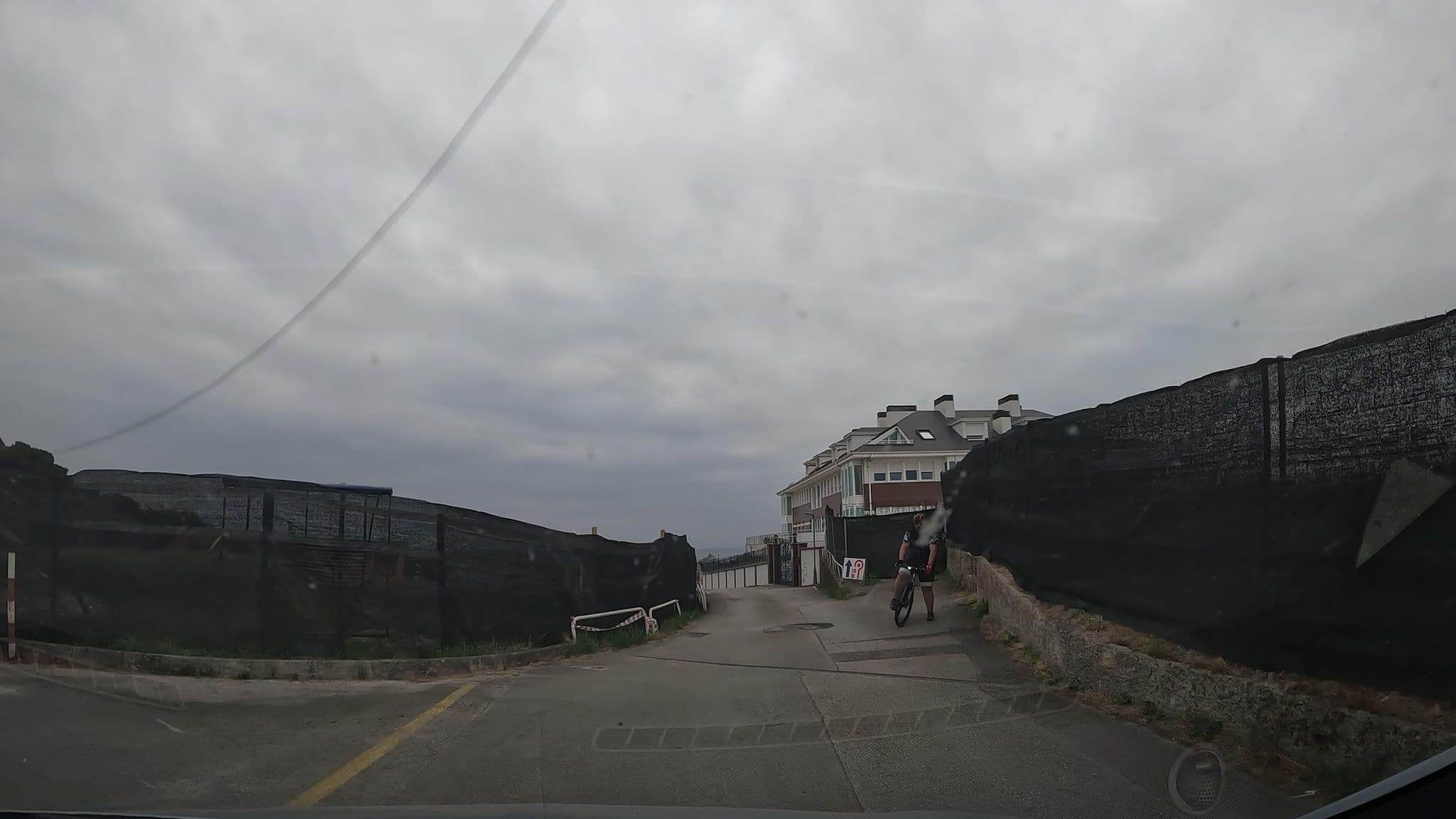 Street view near Grupo Hotelero Miramar, San Vicente de la Barquera — © vinisa (CC BY-SA · Mapillary)