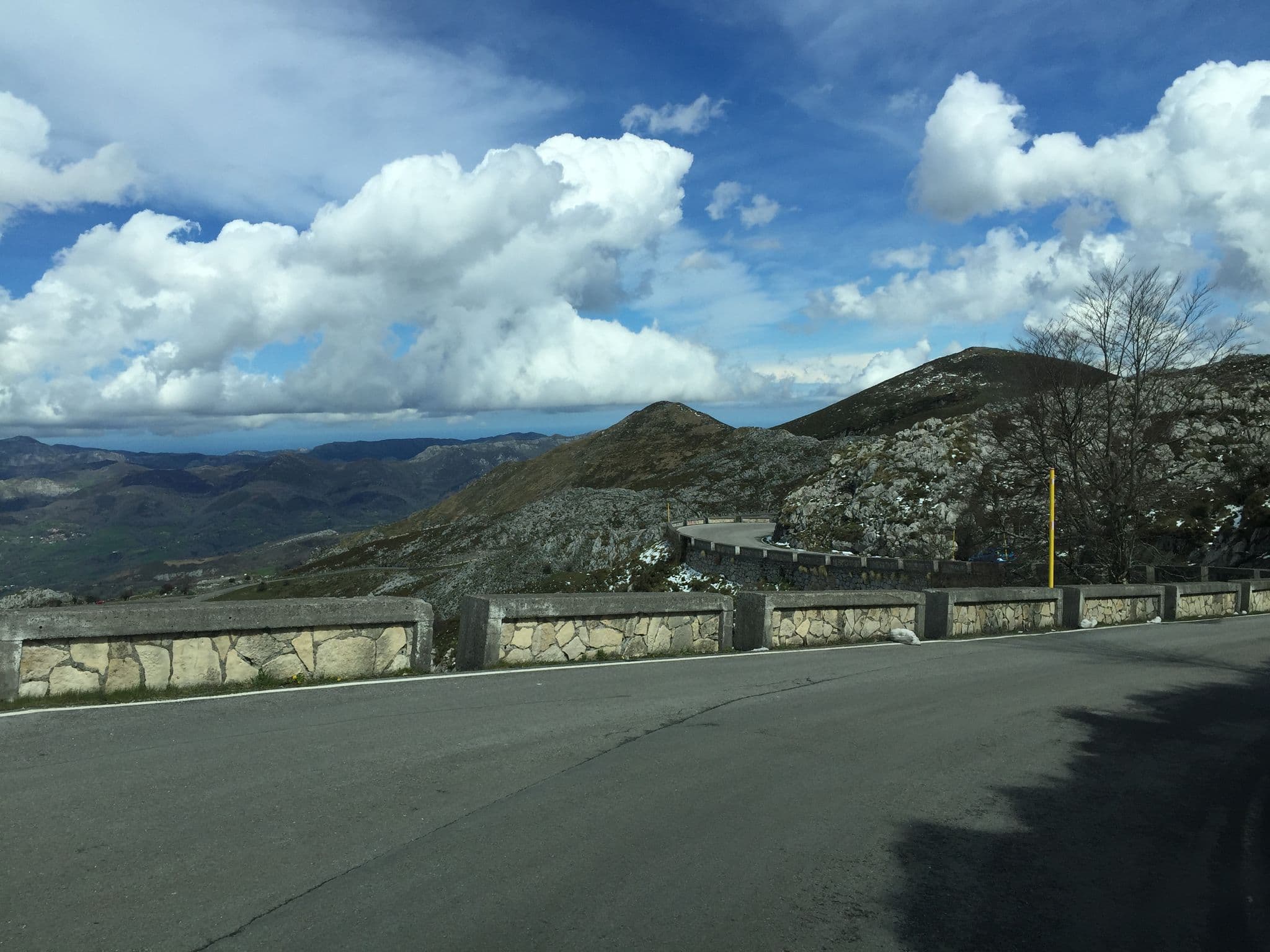 Street view near Hotel San Francisco Rural, Cangas de Onís — © ptmap (CC BY-SA · Mapillary)