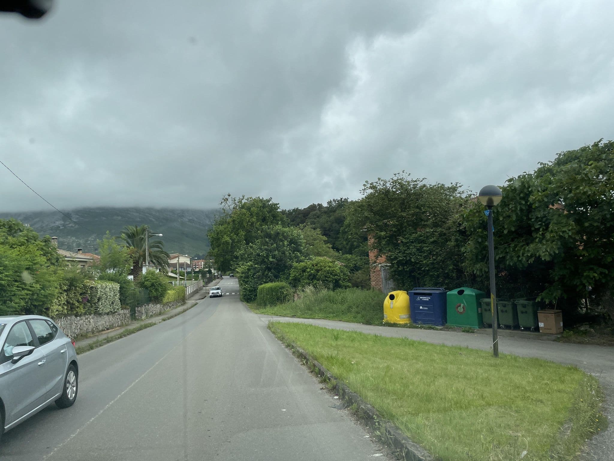 Street view near Apartamentos los Picos, Posada — © seraq (CC BY-SA · Mapillary)