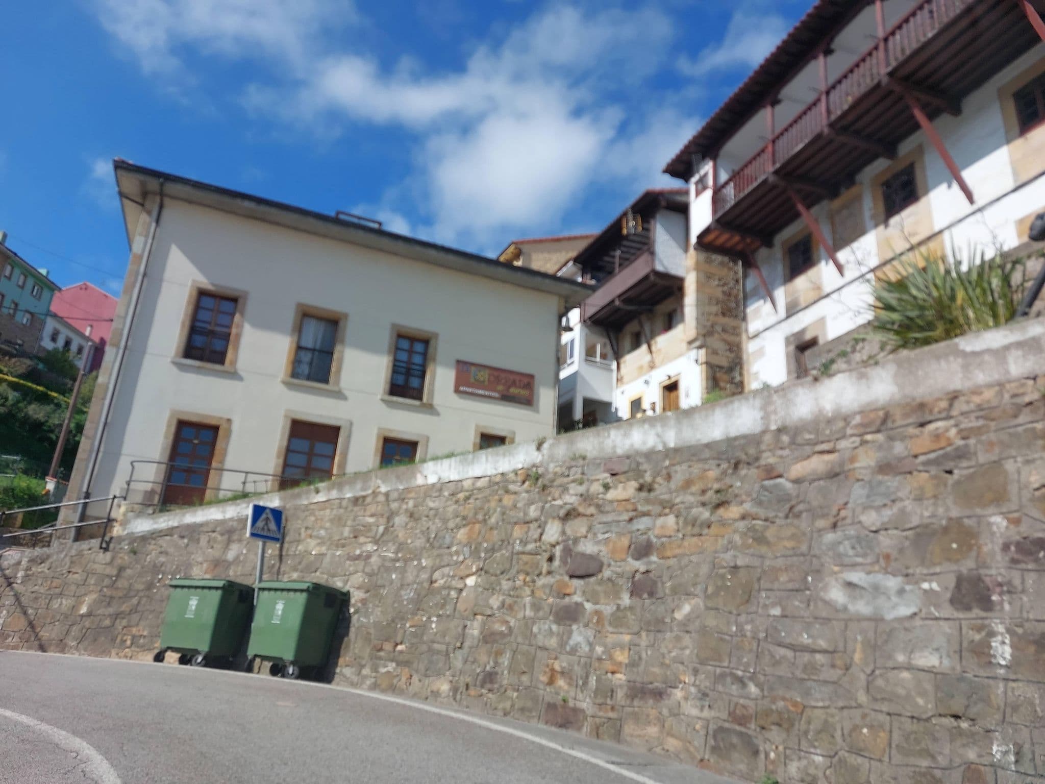 Street view near casa el santu, Colunga — © 5rmft (CC BY-SA · Mapillary)