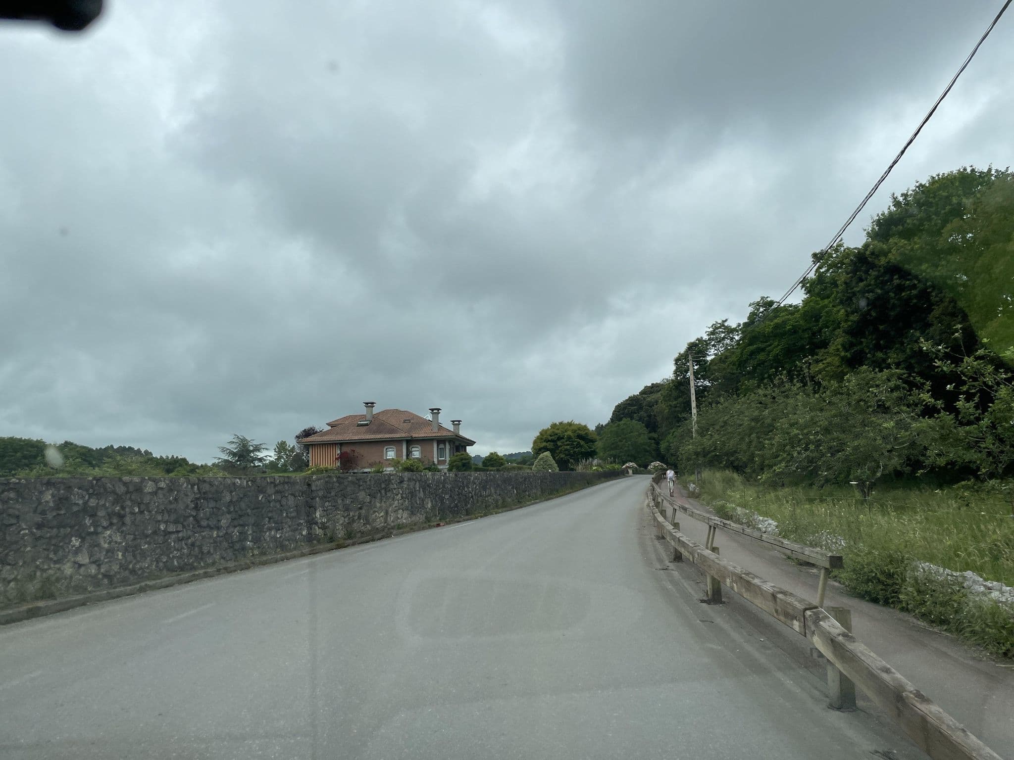Street view near Pensión Toranda, Posada — © seraq (CC BY-SA · Mapillary)