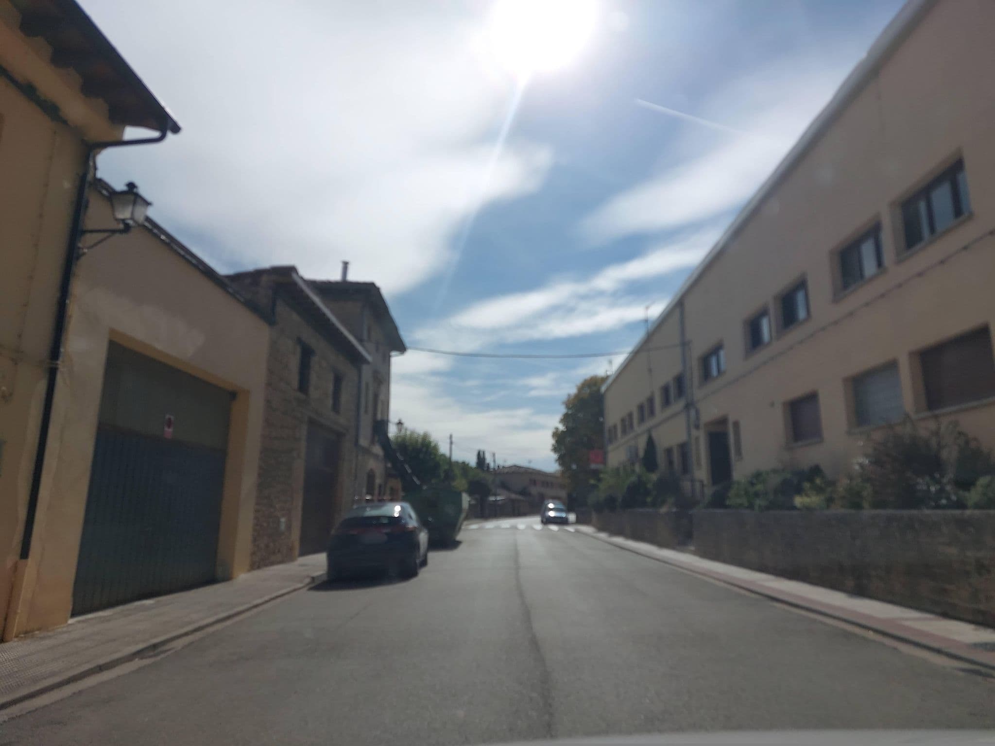 Street view near Hostal Restaurante POLI, Miranda de Ebro — © 5rmft (CC BY-SA · Mapillary)