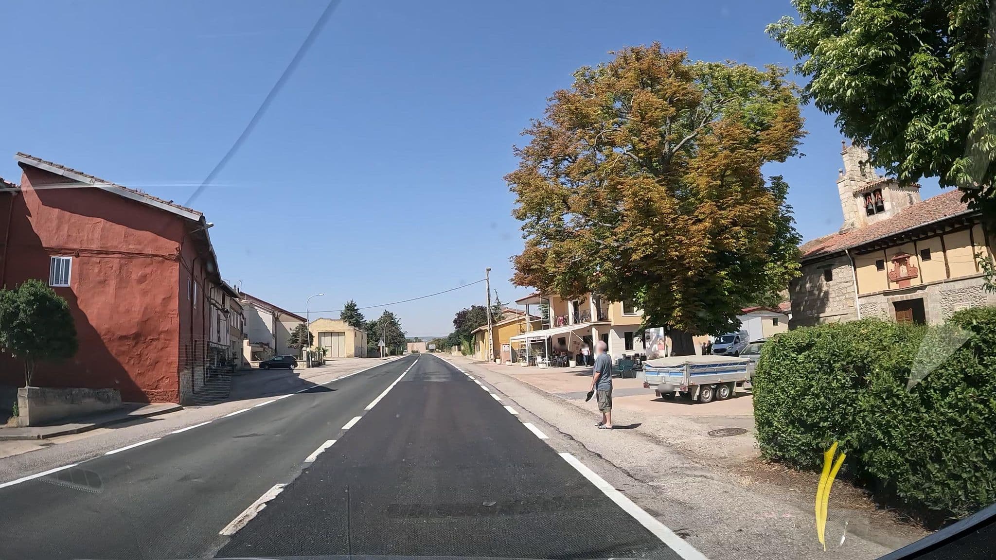Street view near Albergue Parroquial de Tosantos, Belorado — © vinisa (CC BY-SA · Mapillary)