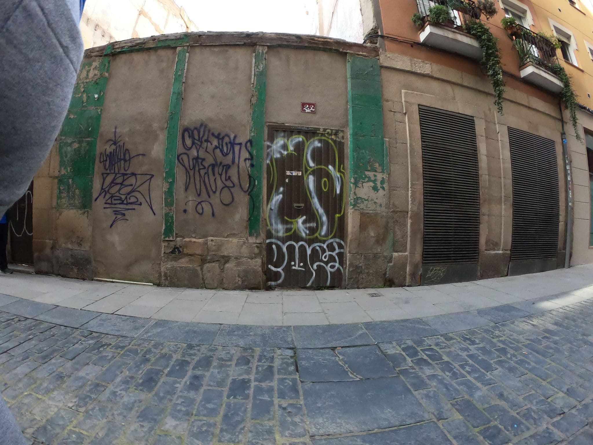Street view near Hostel Logroño, Logroño — © rubencarbonero (CC BY-SA · Mapillary)