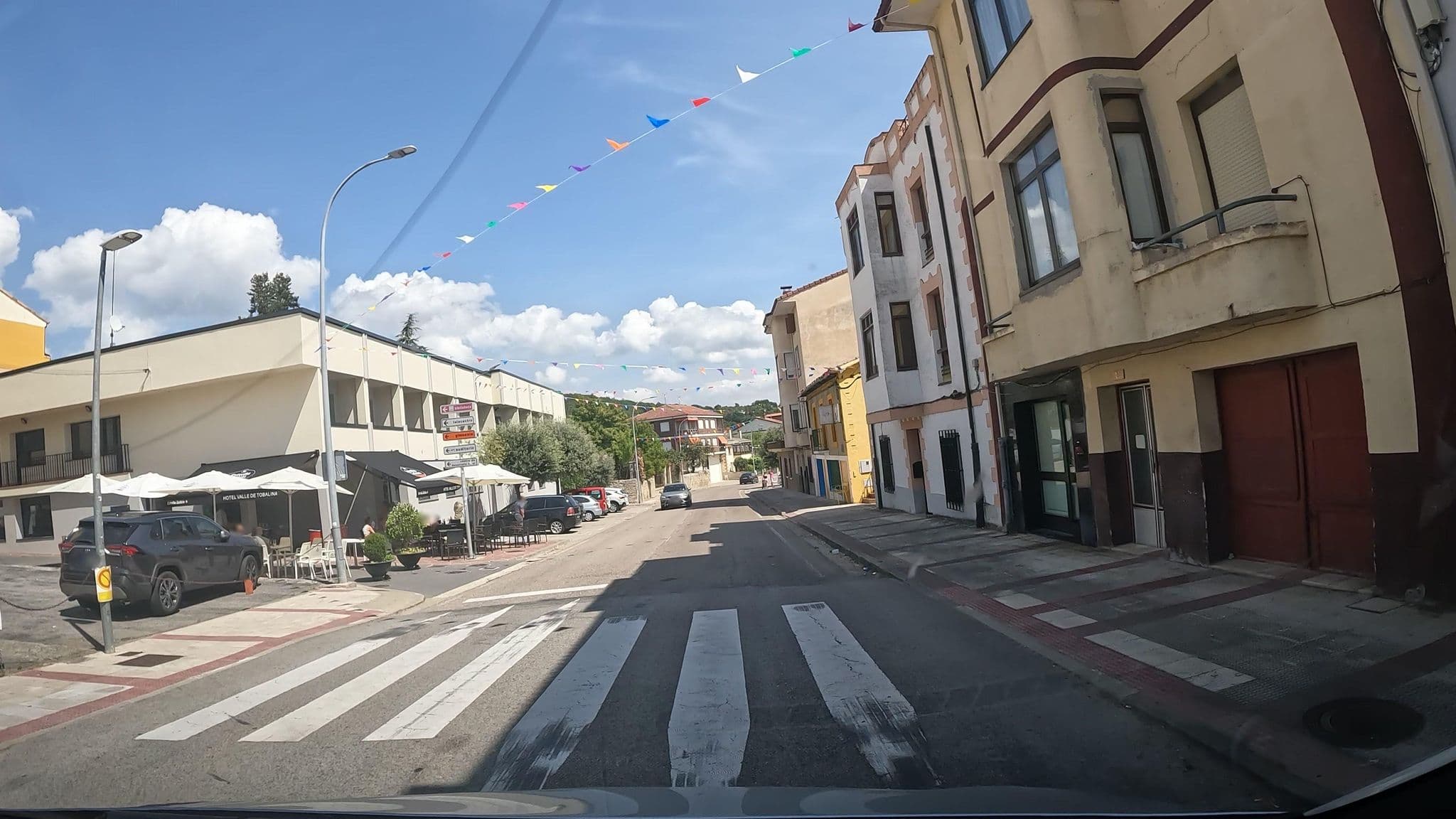 Street view near Hostal, Trespaderne — © vinisa (CC BY-SA · Mapillary)